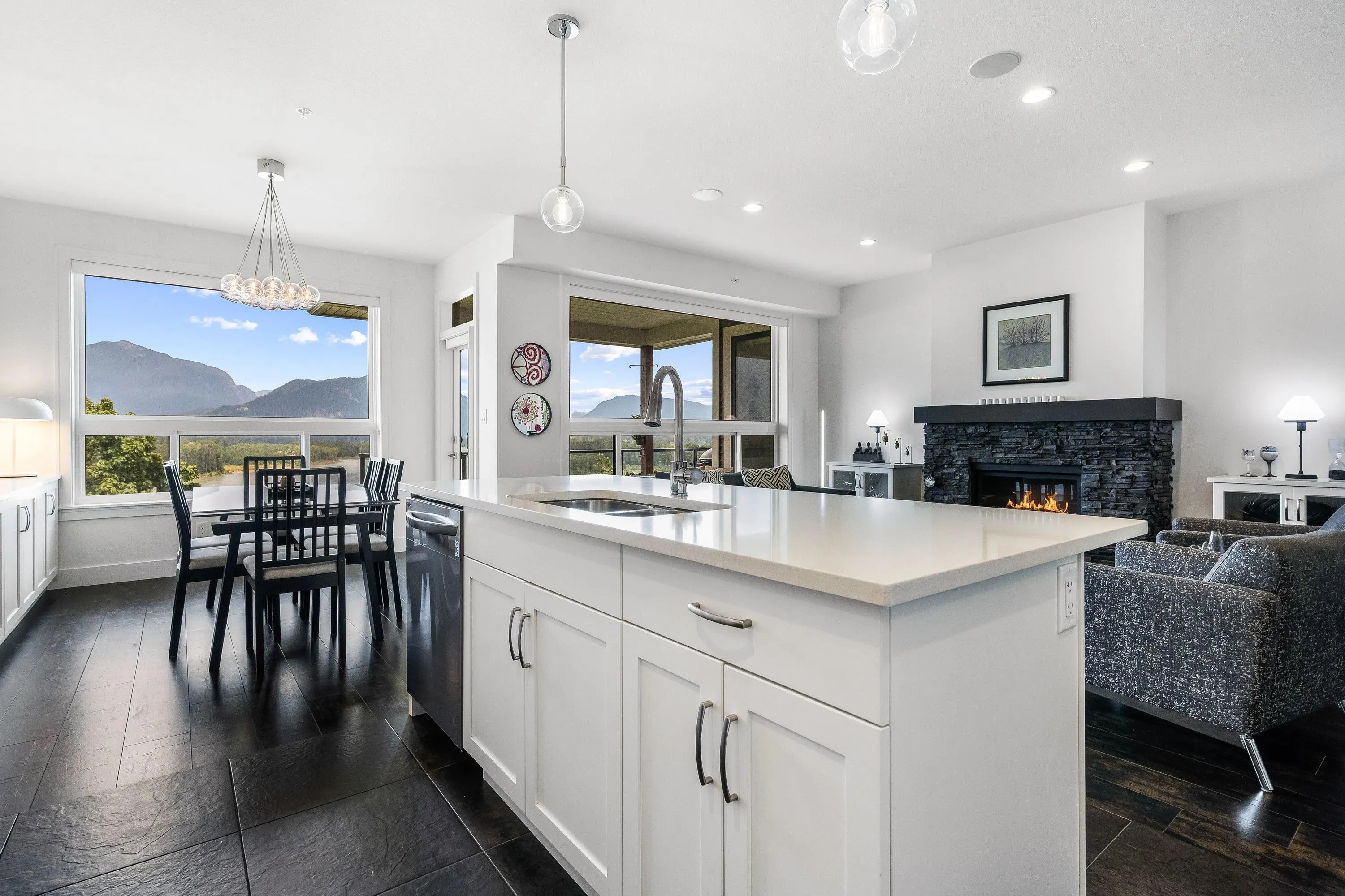 60 43685 Chilliwack Mountain Road