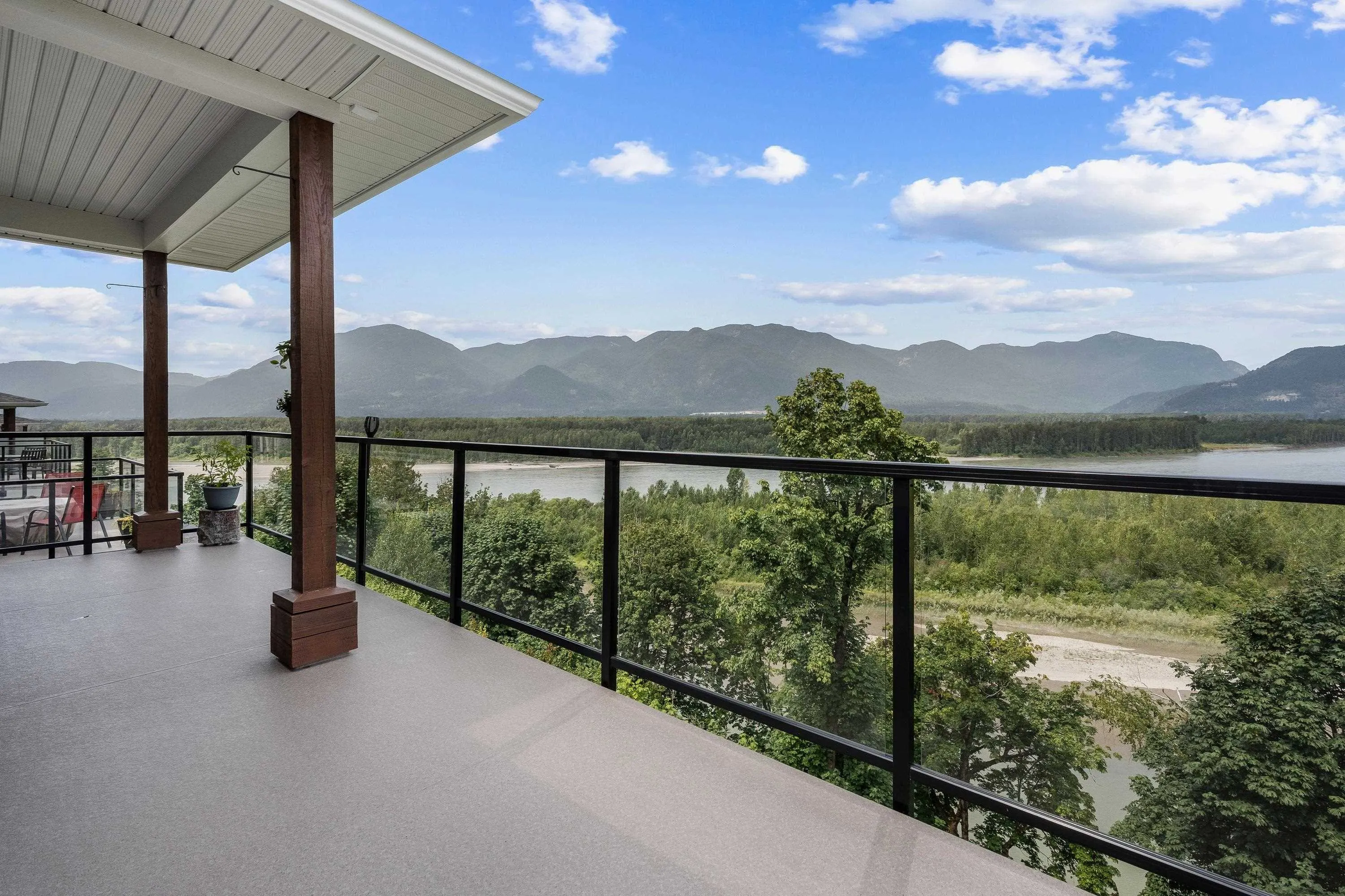 60 43685 Chilliwack Mountain Road
