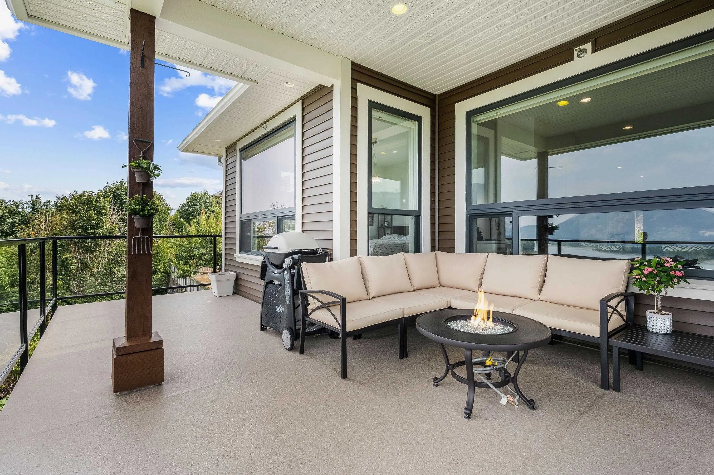 60 43685 Chilliwack Mountain Road