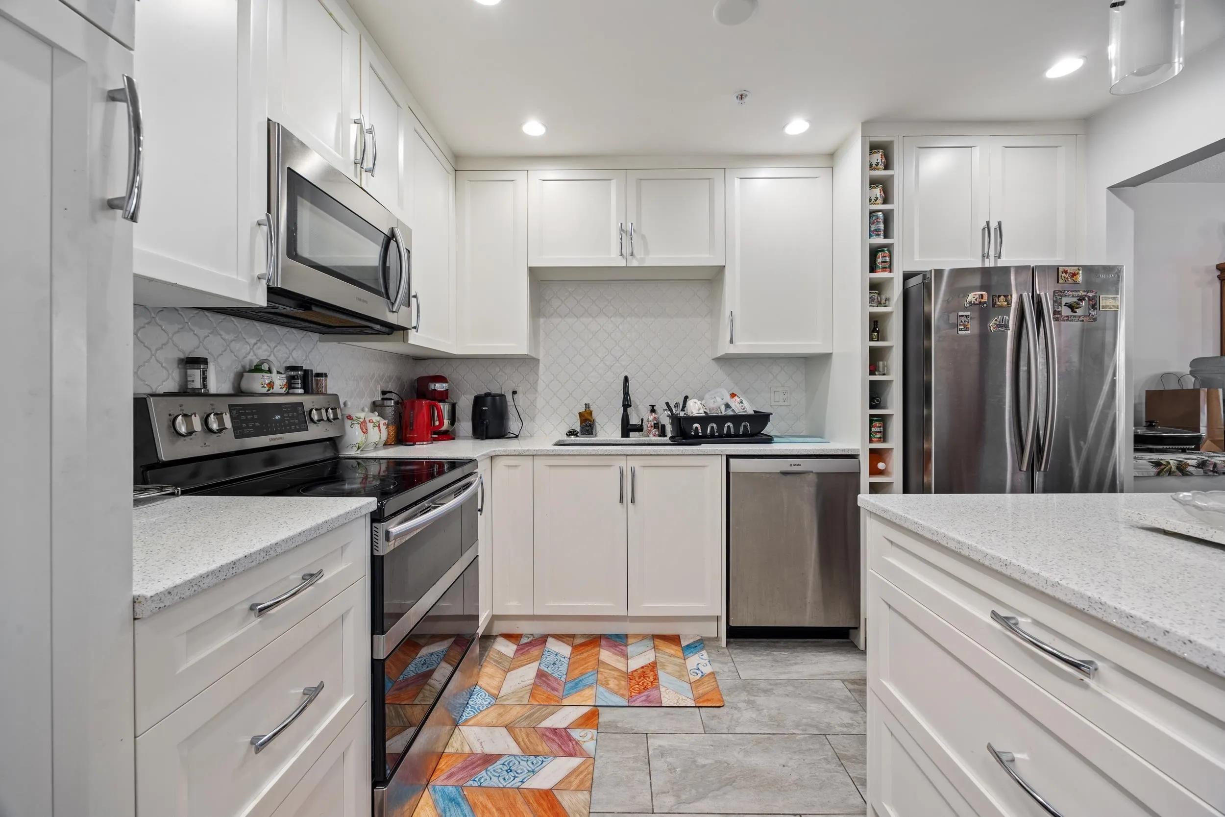 208 15272 20 Avenue