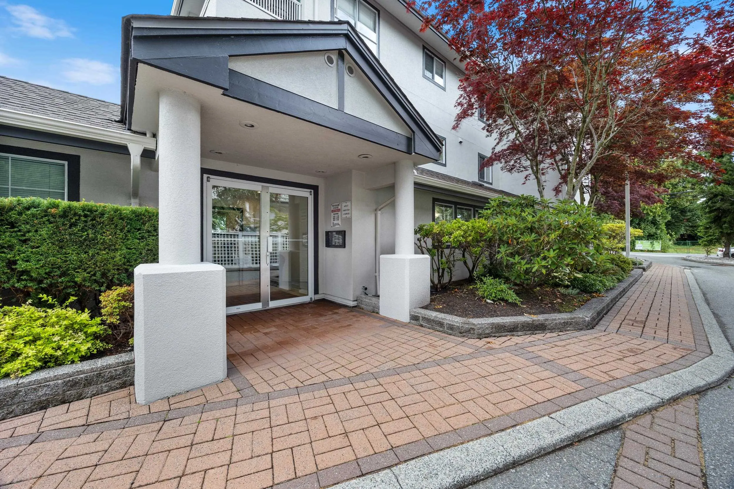 208 15272 20 Avenue