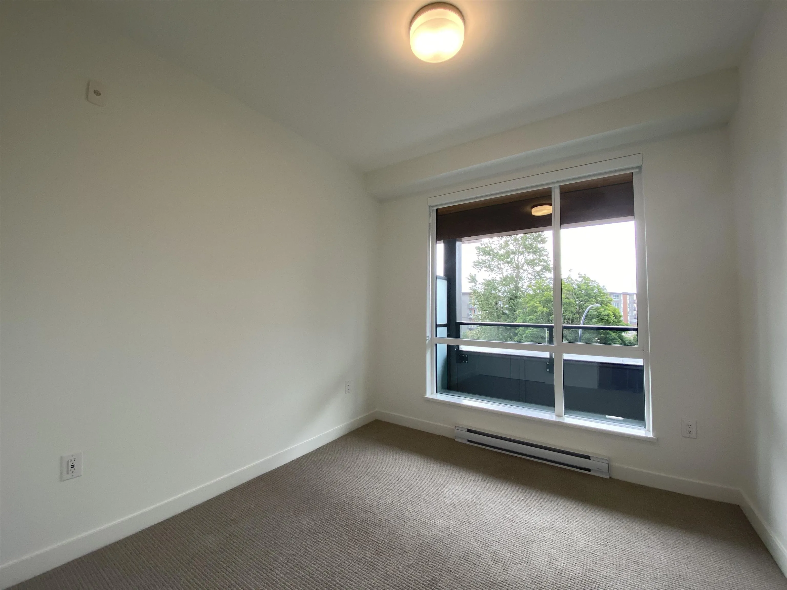 316 7599 16th Street