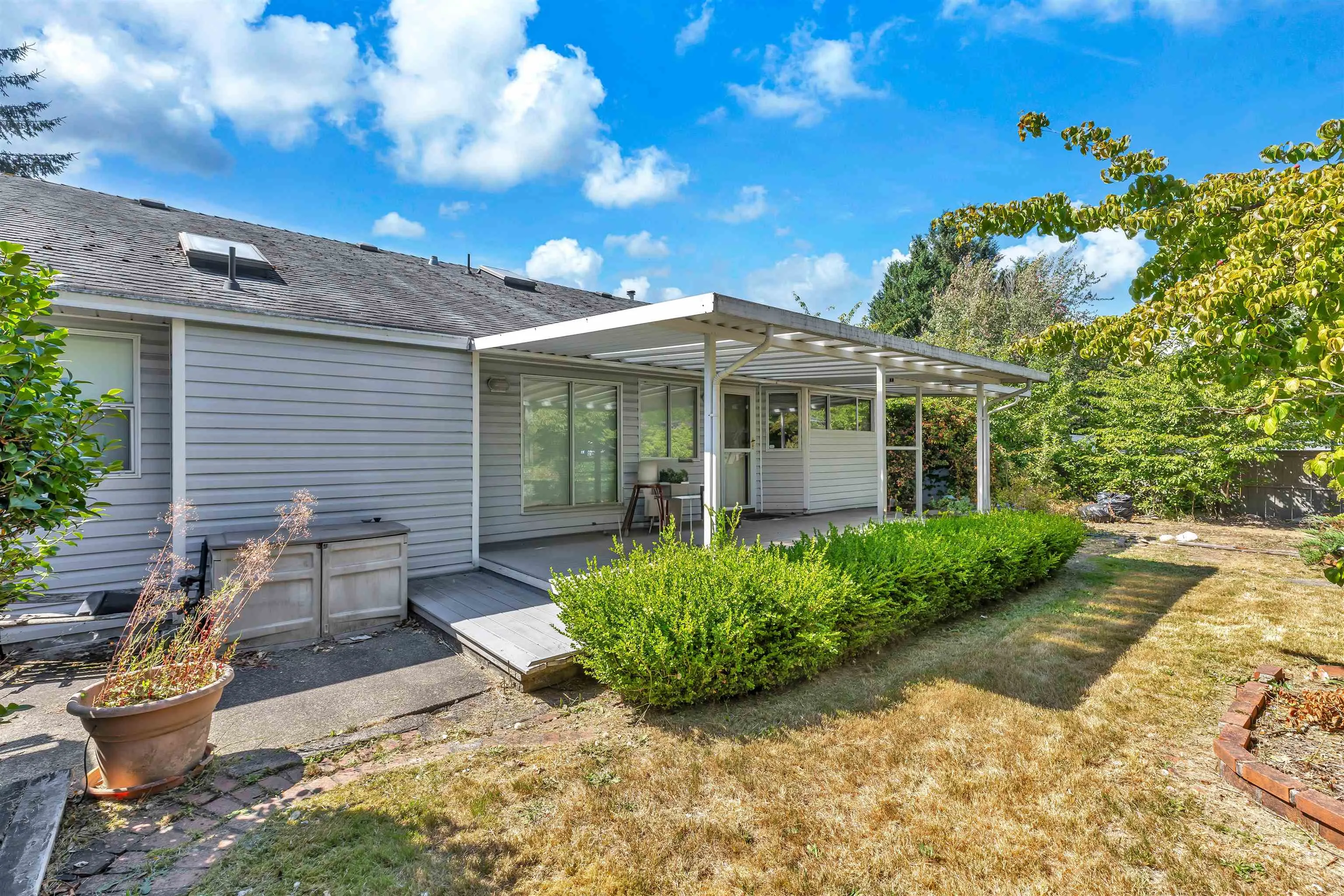 3826 Old Clayburn Road