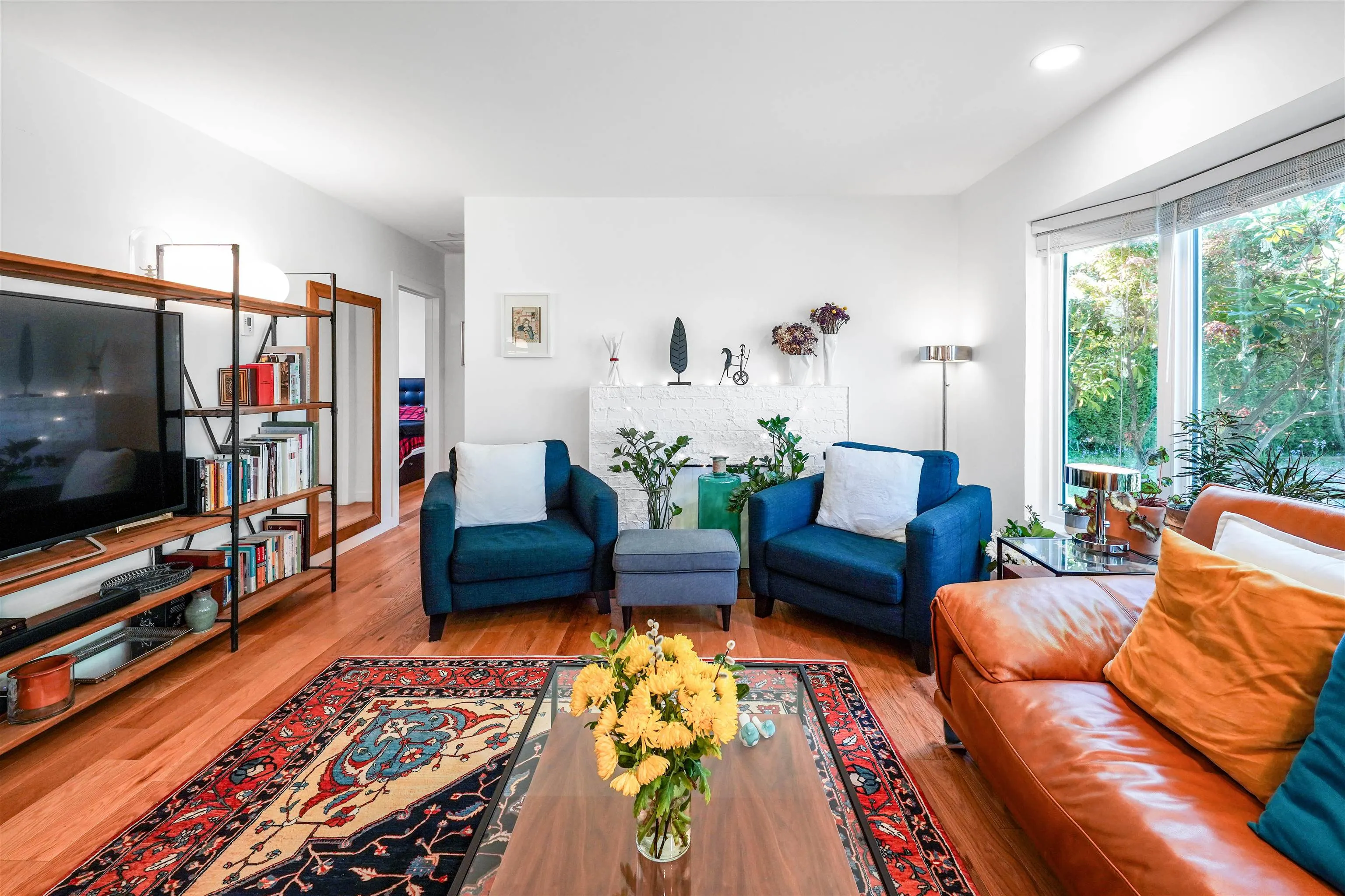 1287 W 15th Street