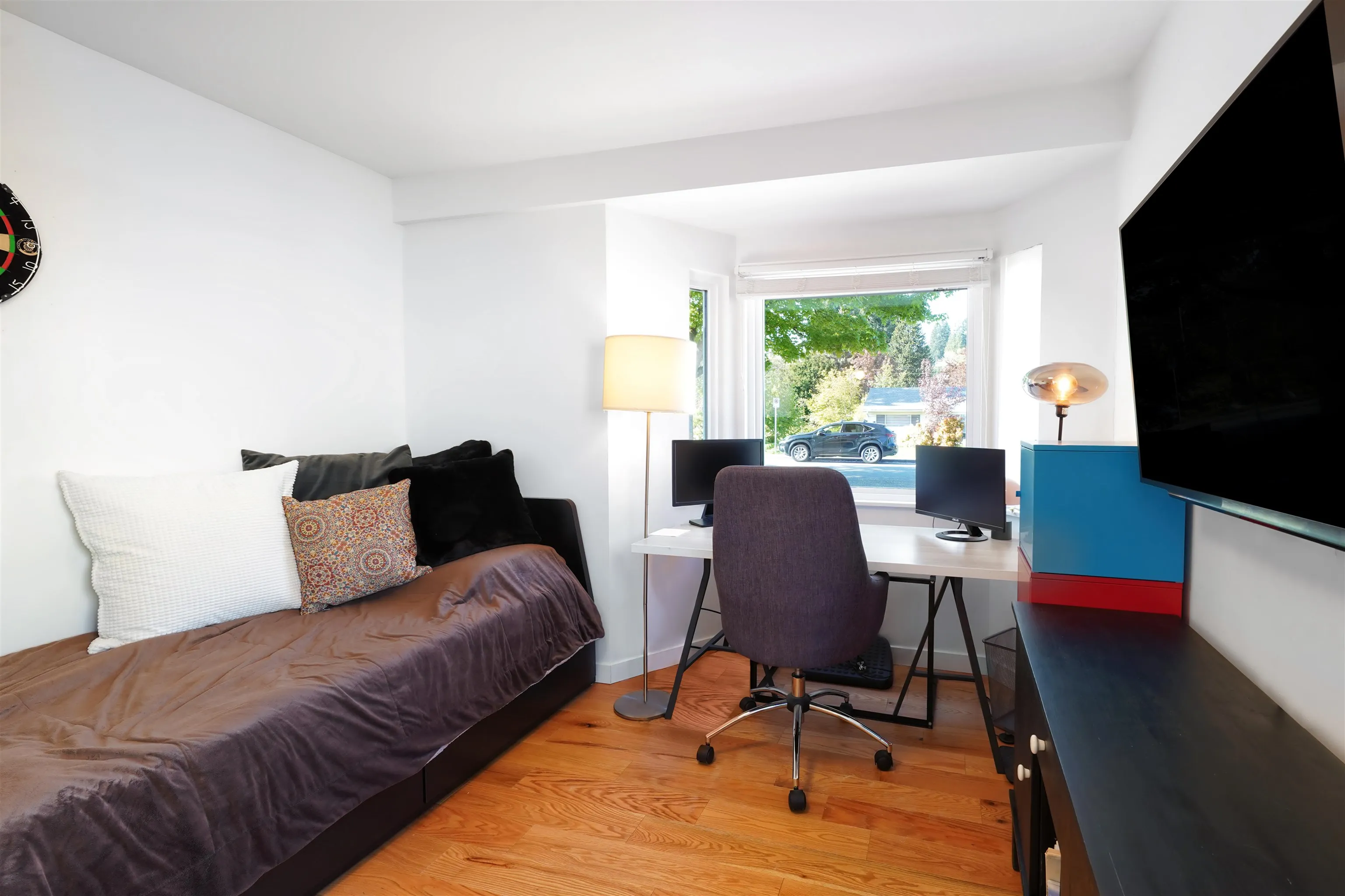 1287 W 15th Street
