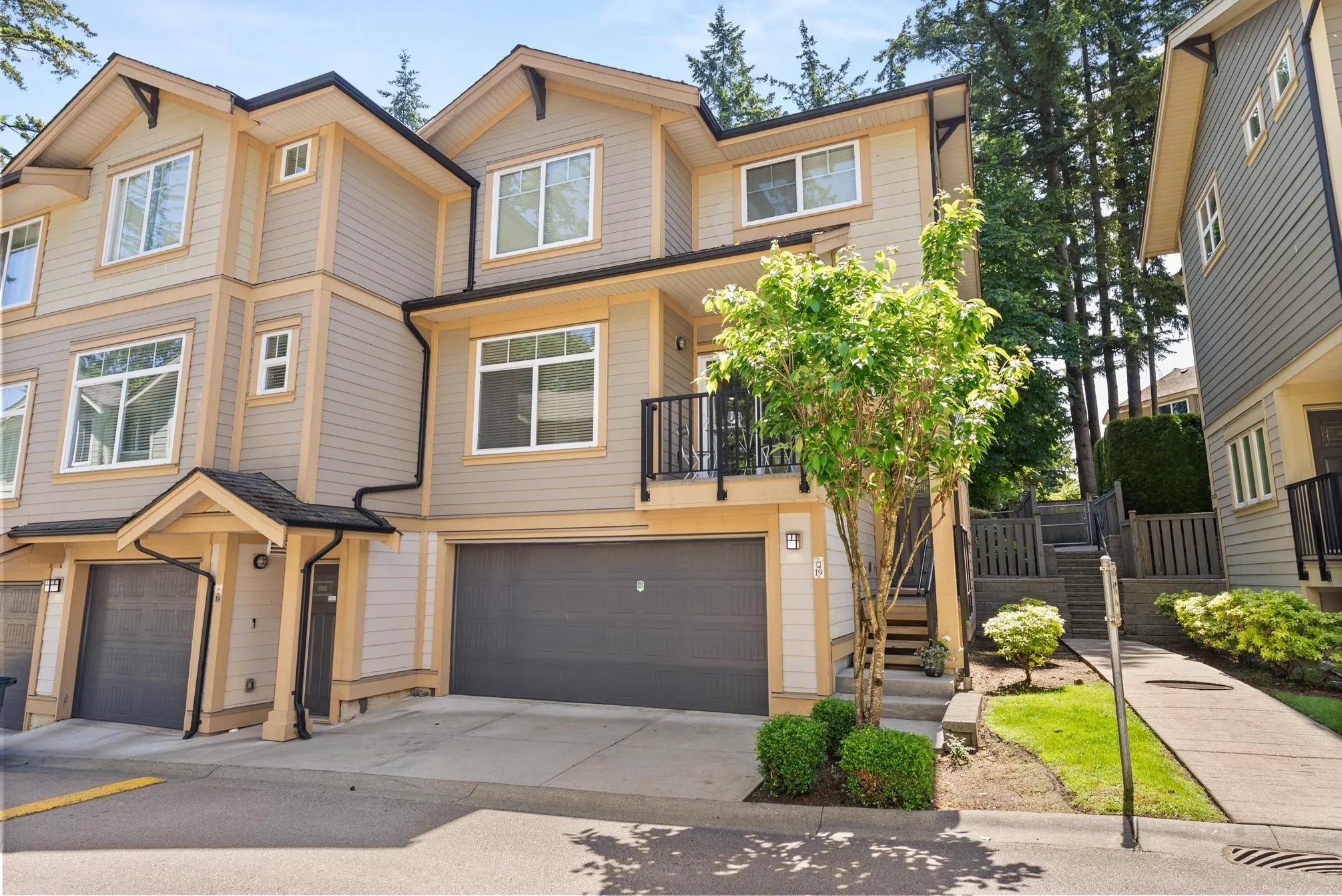 19 5957 152 Street