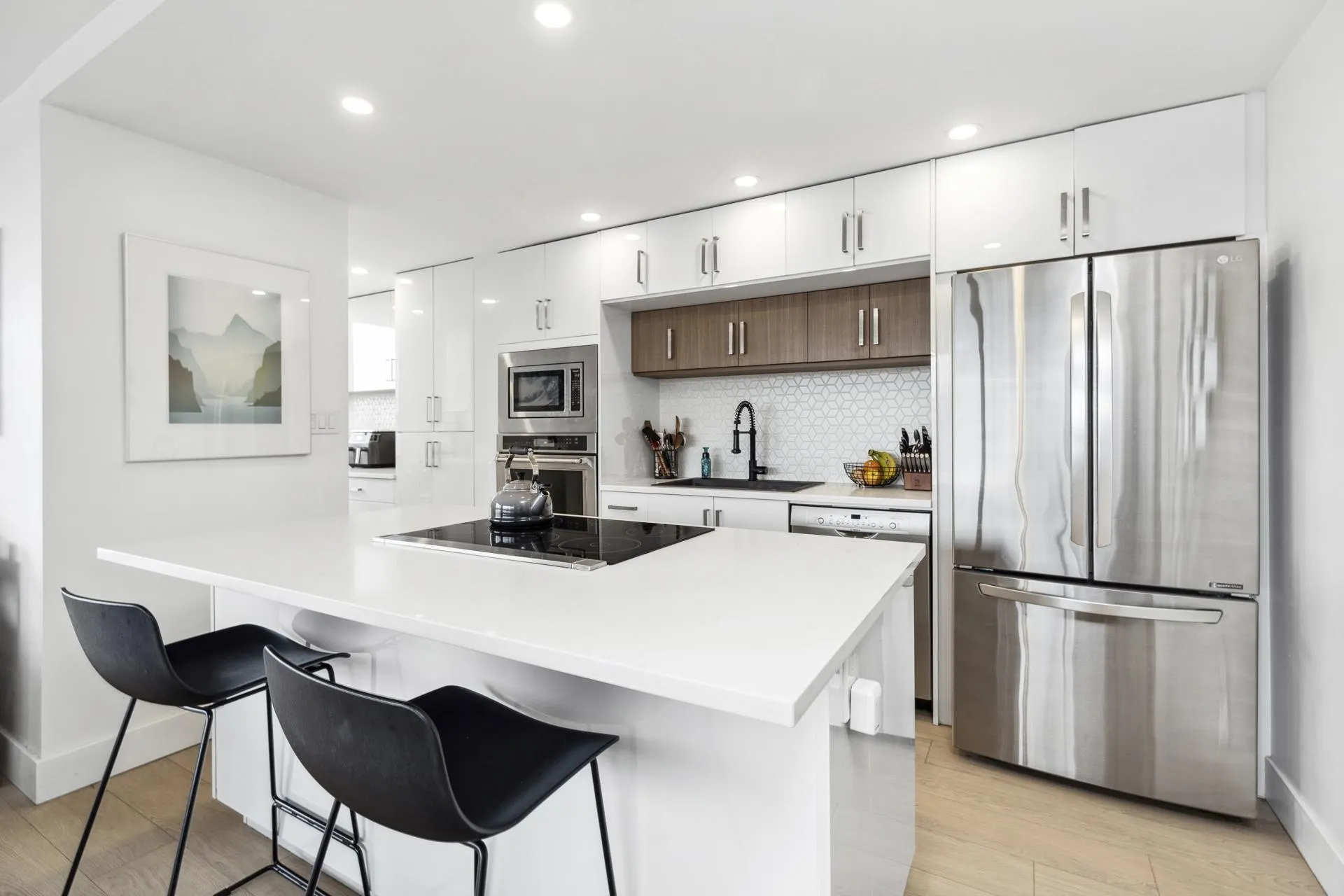 1003 140 E Keith Road