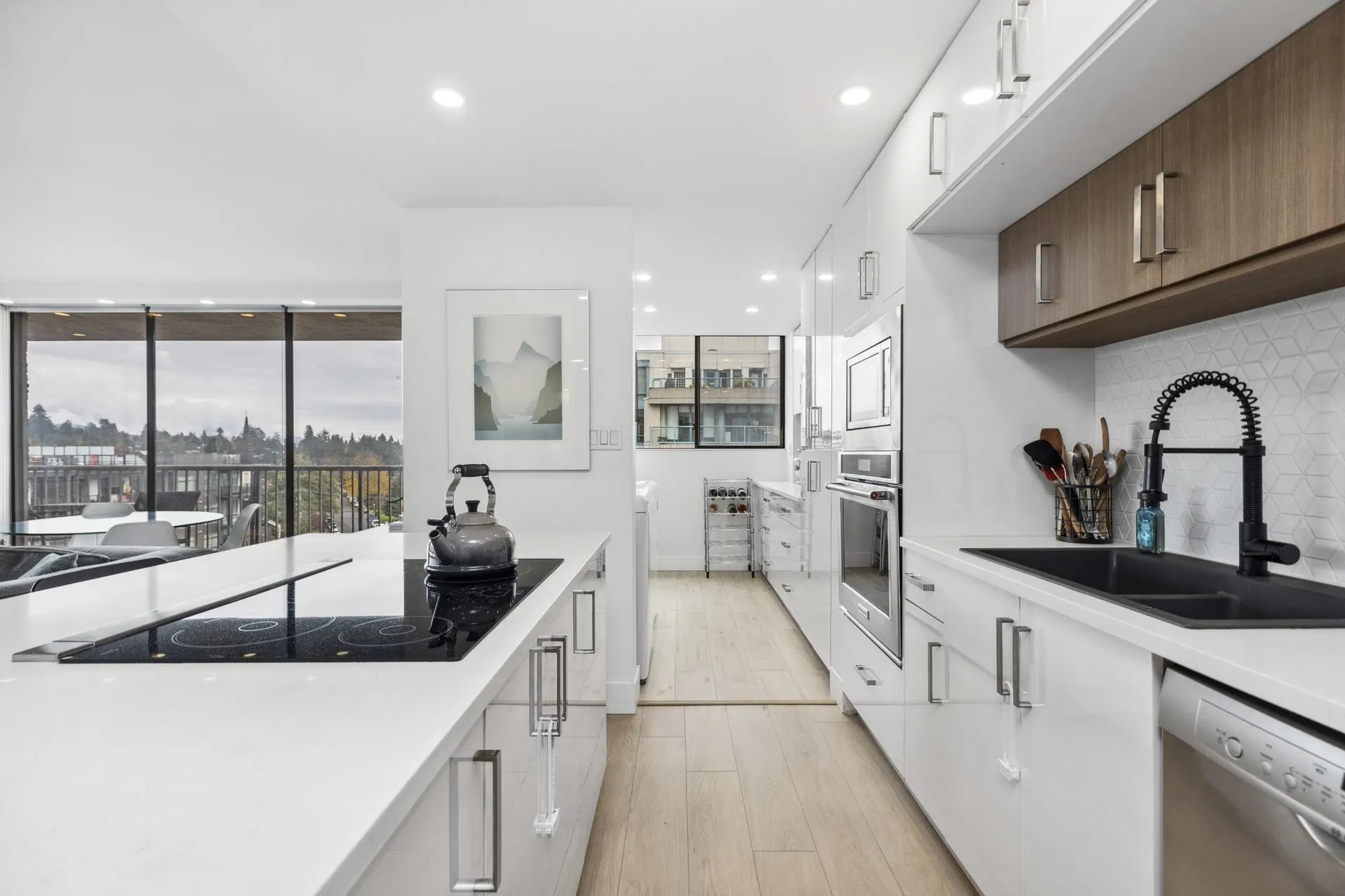 1003 140 E Keith Road