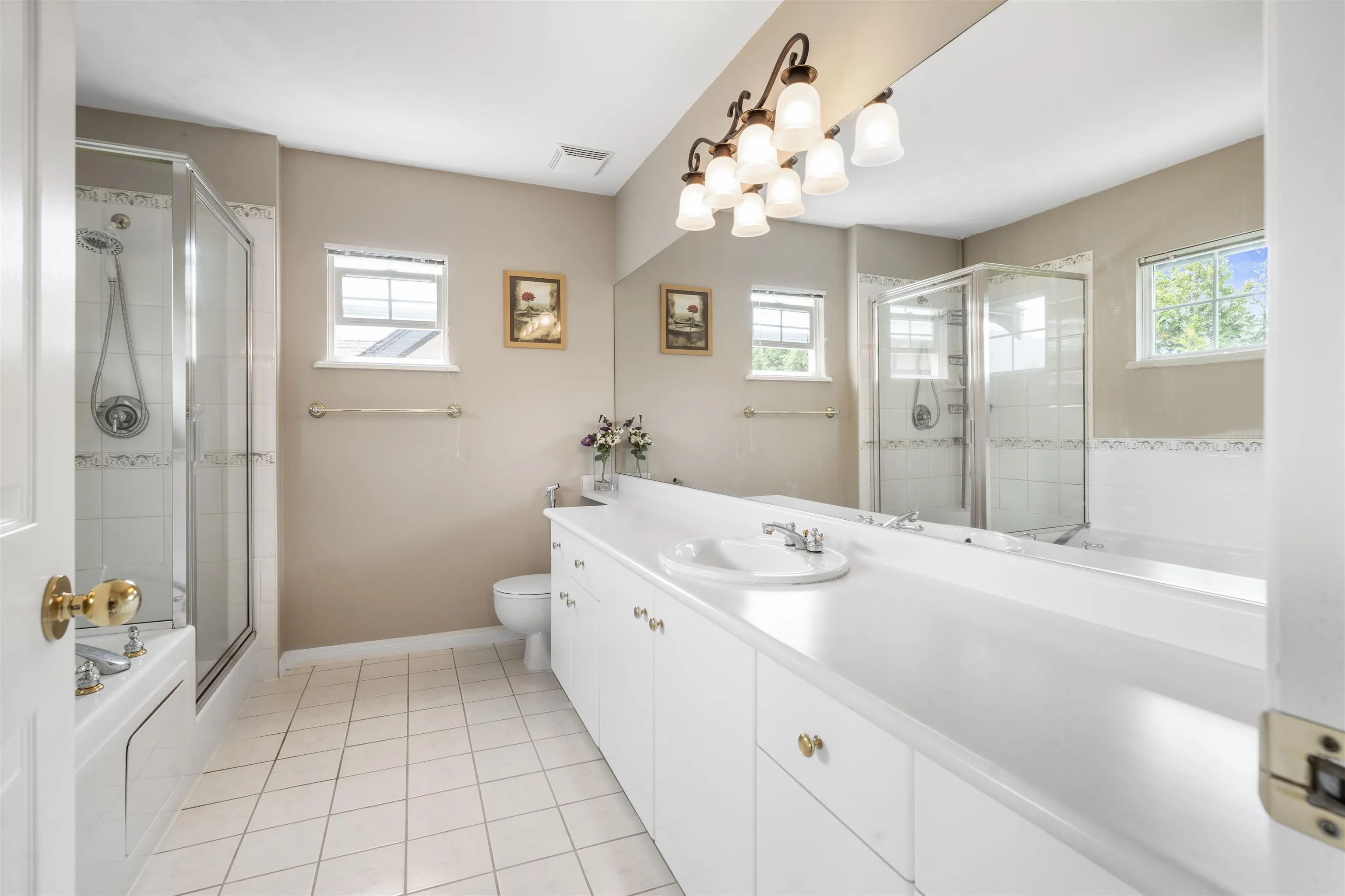 19 1765 Paddock Drive