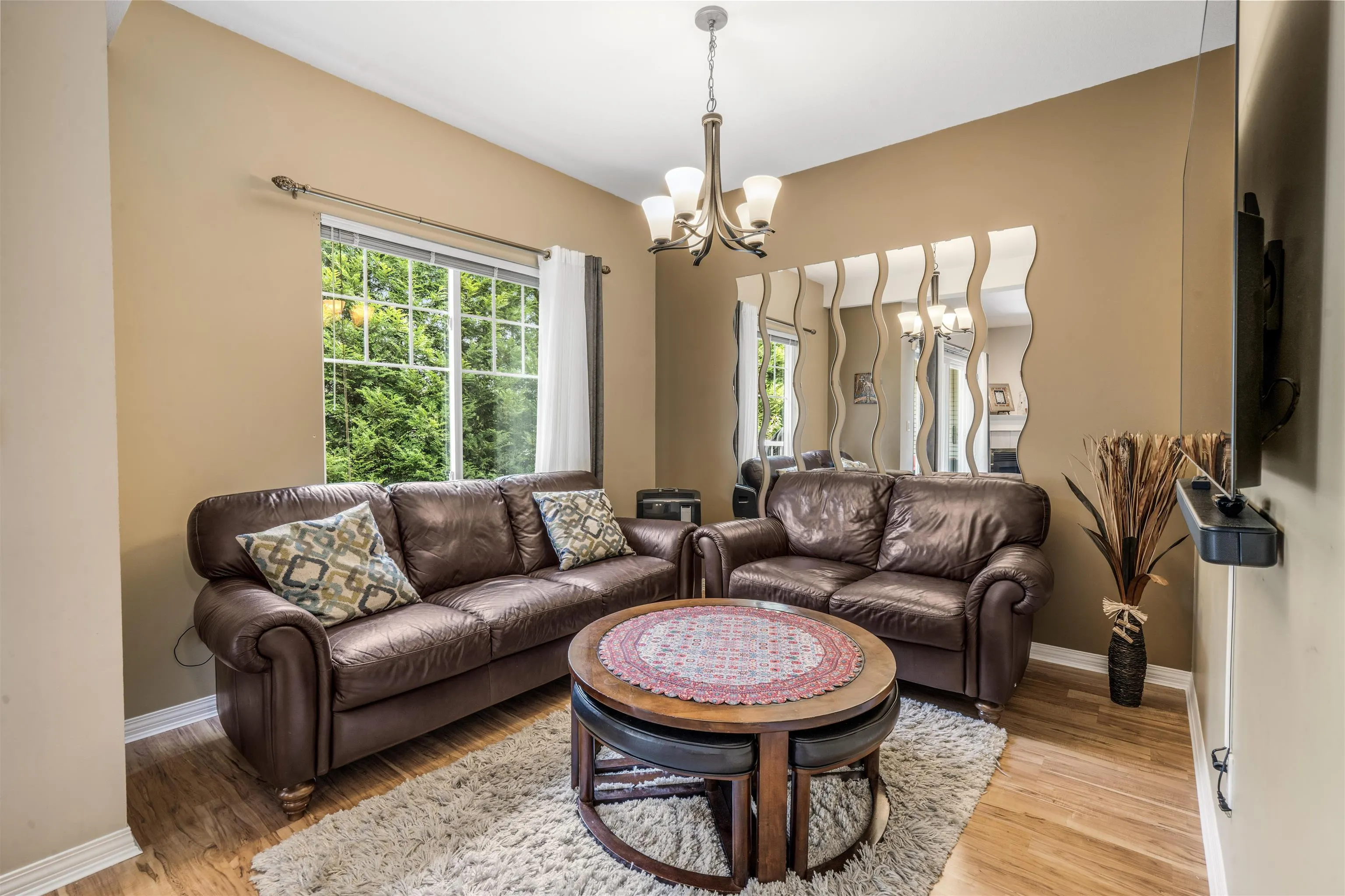 19 1765 Paddock Drive