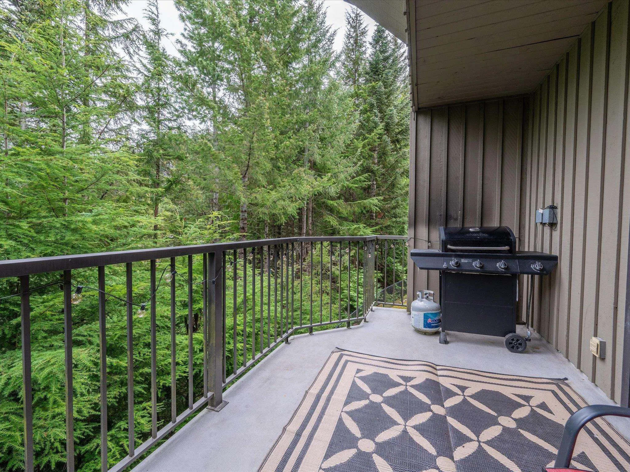 32 2104 Nordic Drive