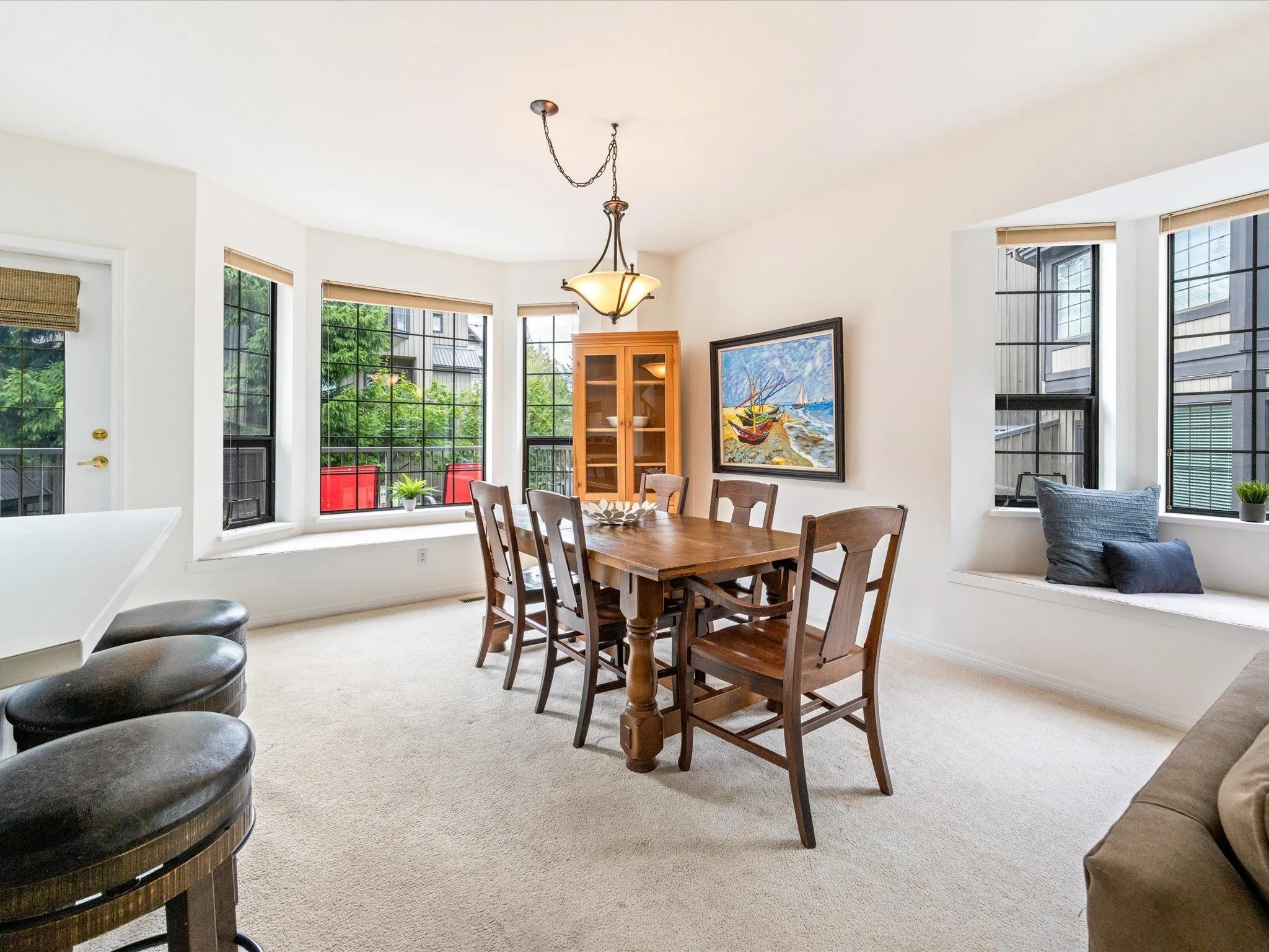 32 2104 Nordic Drive