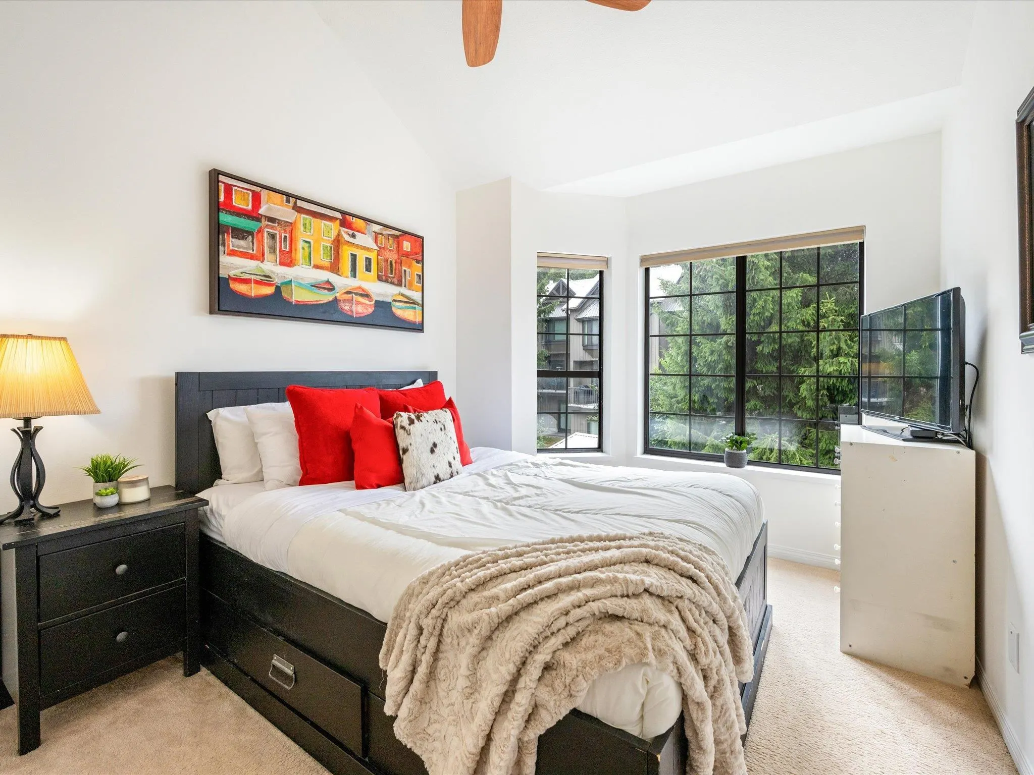 32 2104 Nordic Drive