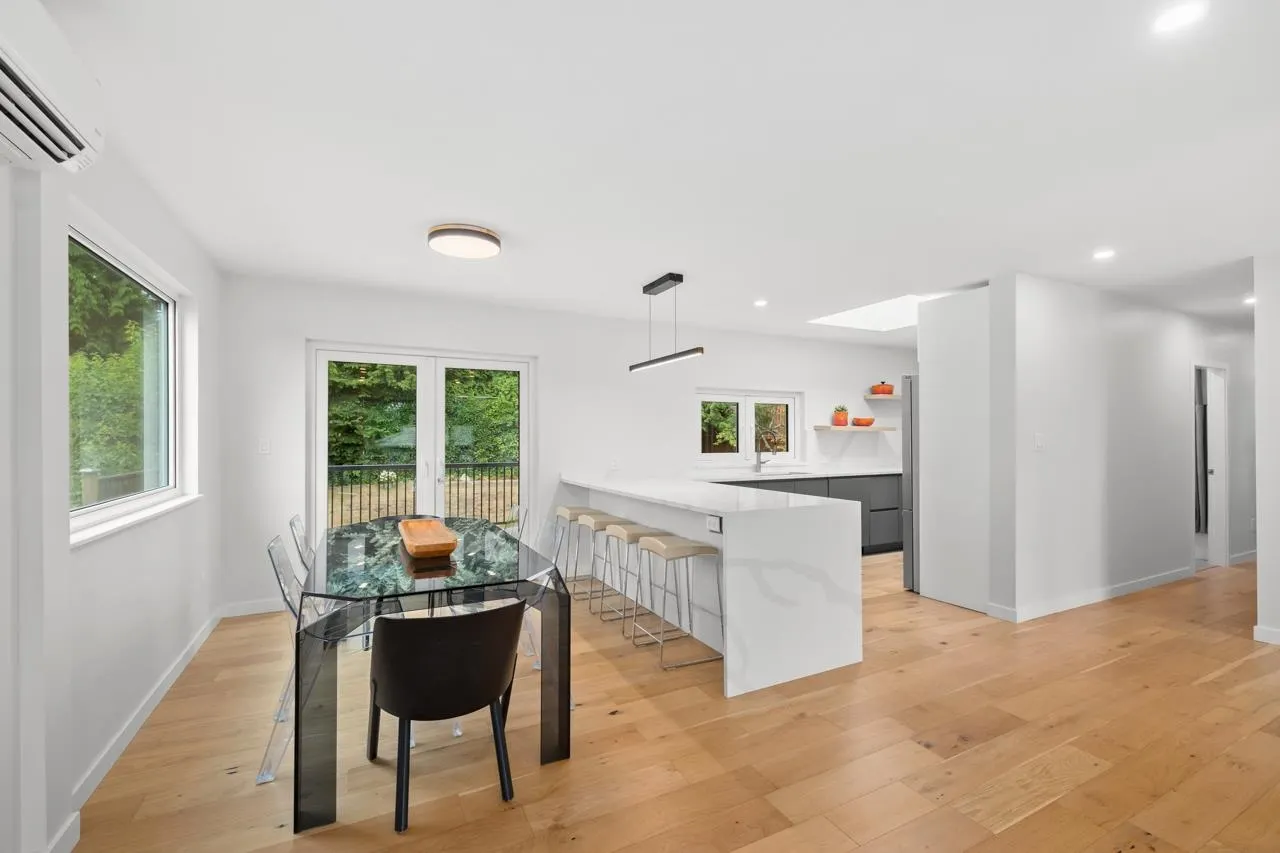 2996 Plymouth Drive