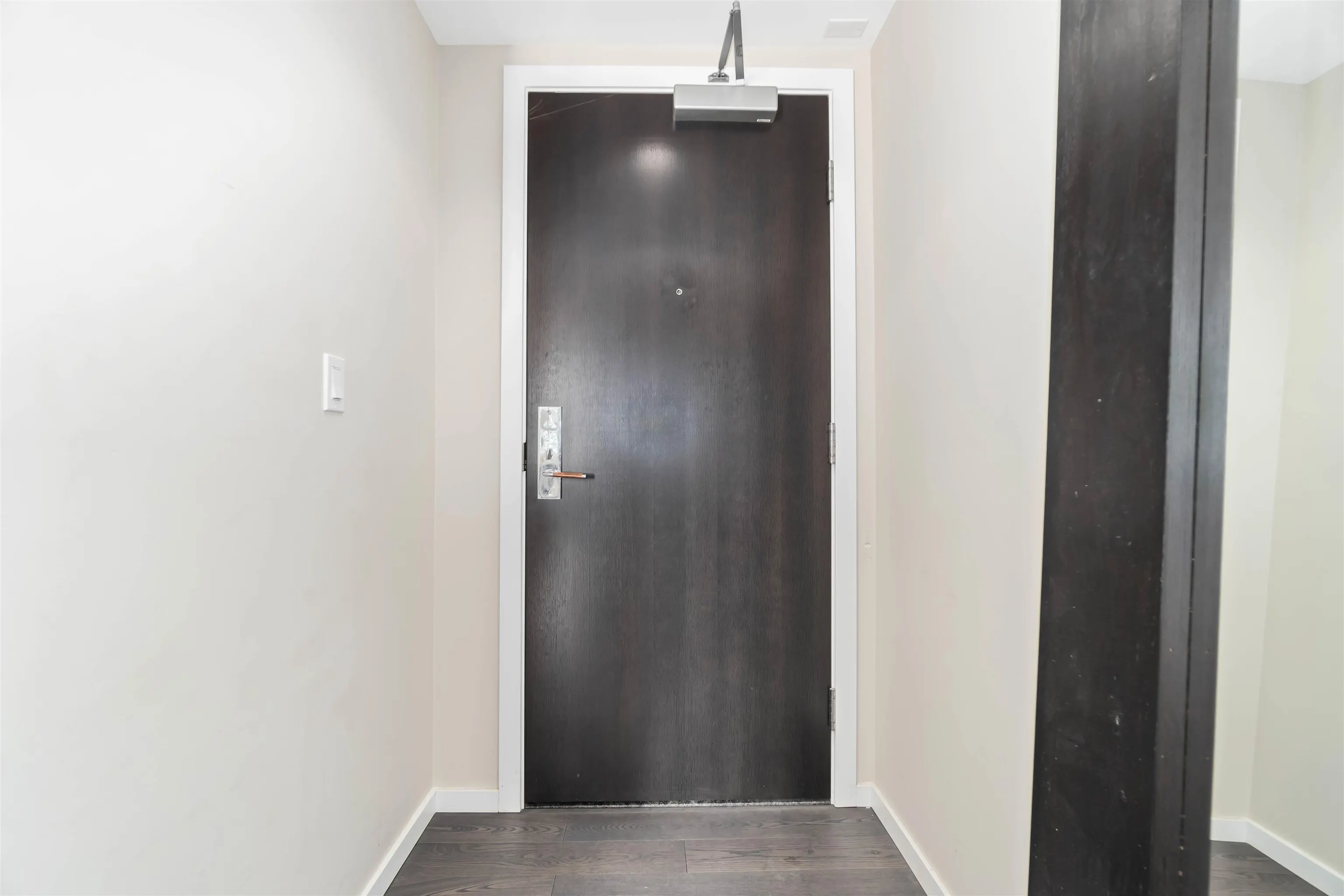2307 1351 Continental Street