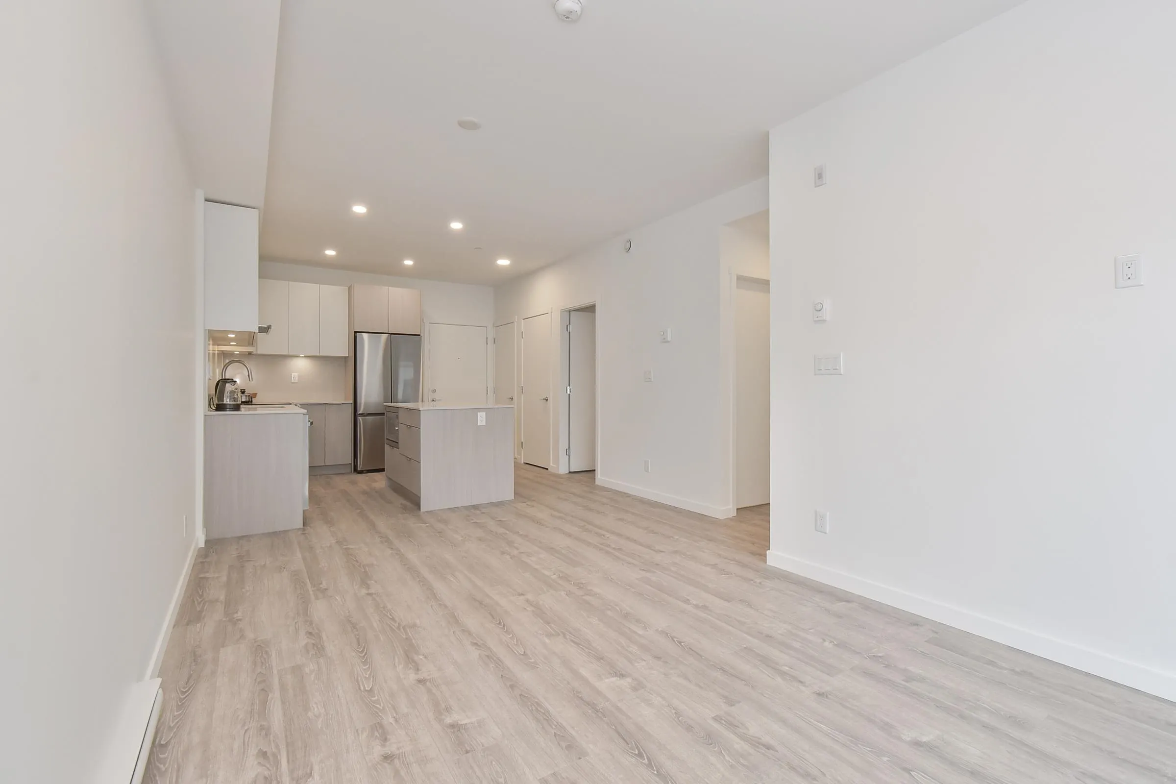 323 13968 Laurel Drive