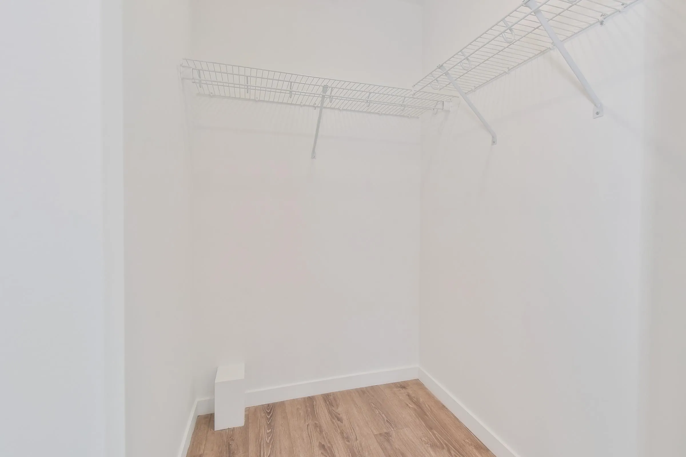 323 13968 Laurel Drive