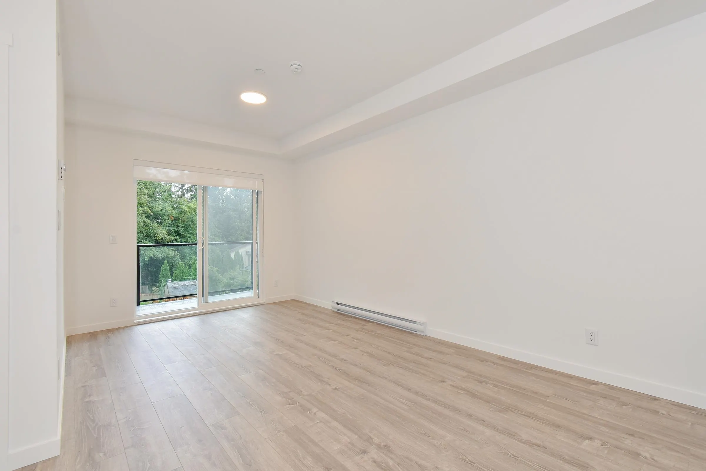 323 13968 Laurel Drive