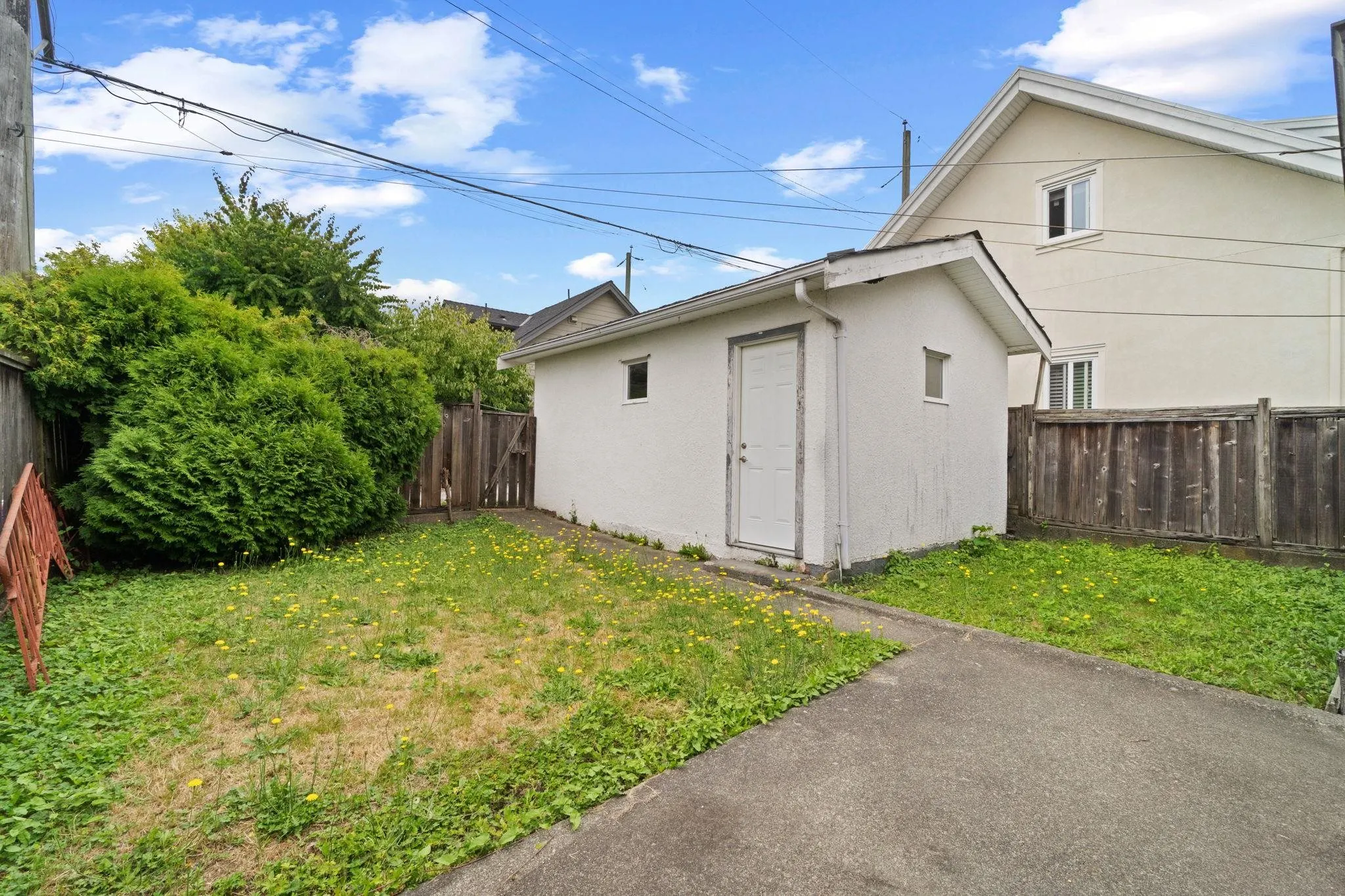 837 Windermere Street