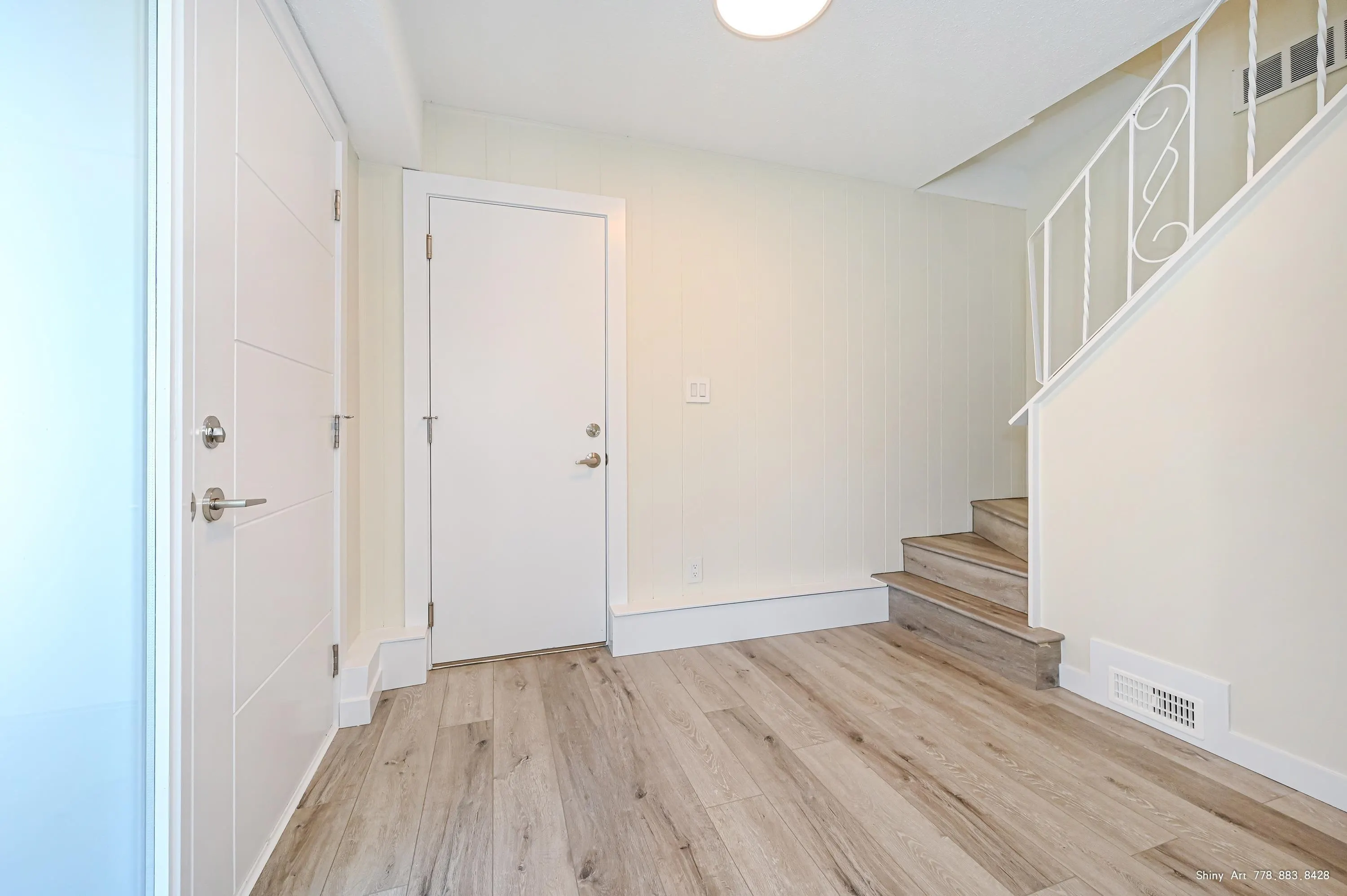 5546 Maple Crescent