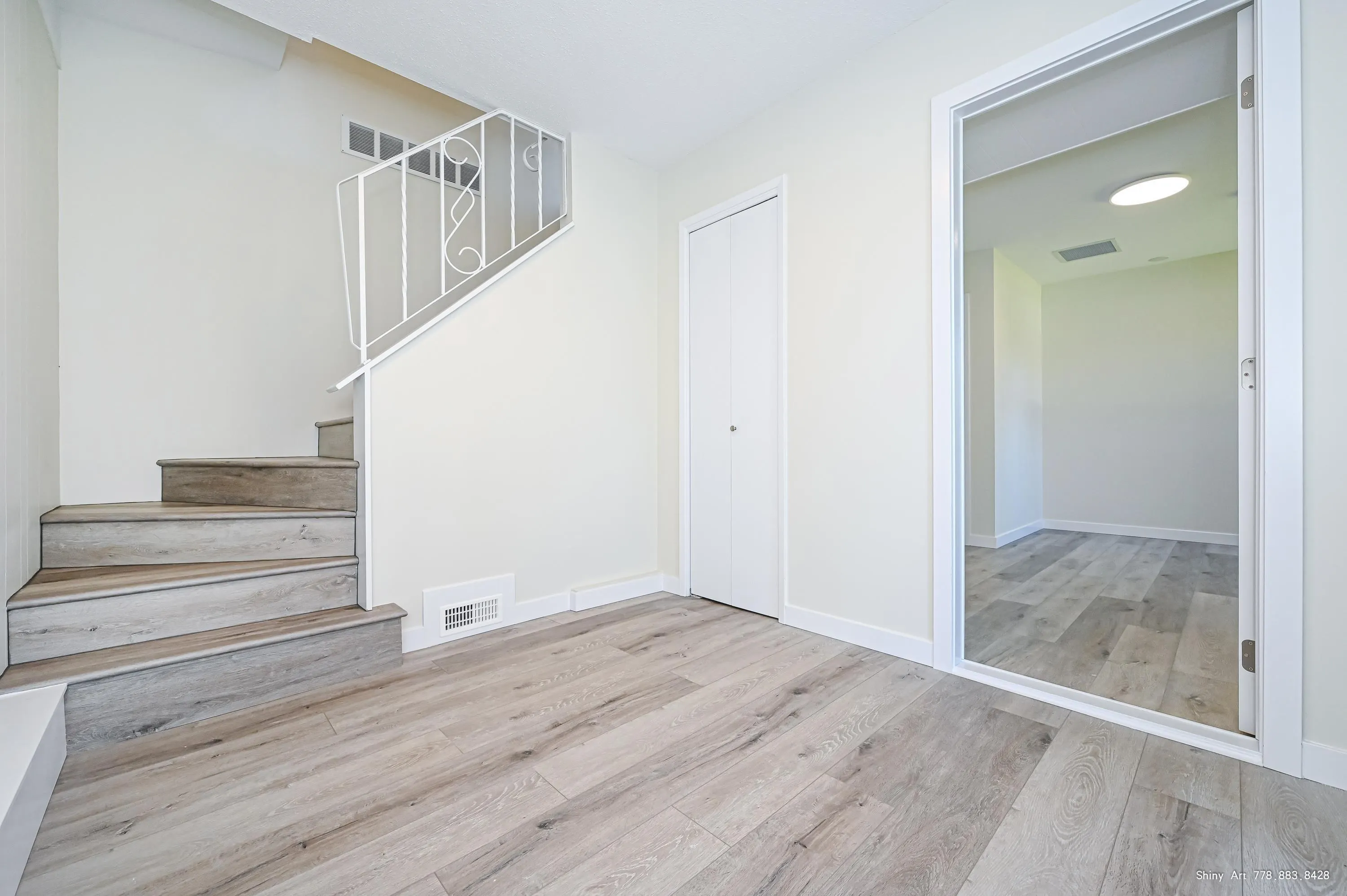 5546 Maple Crescent