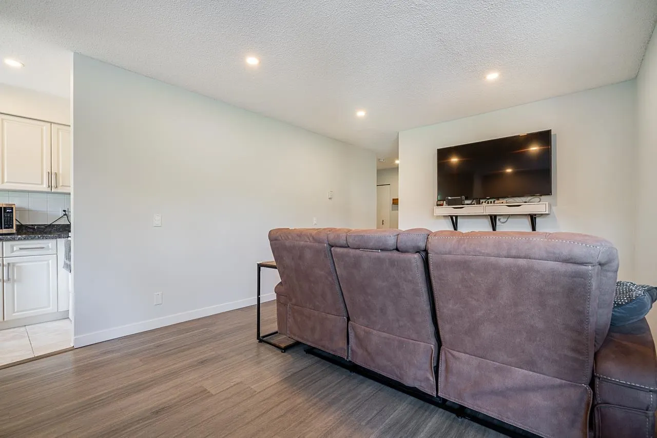 204 8451 Westminster Highway