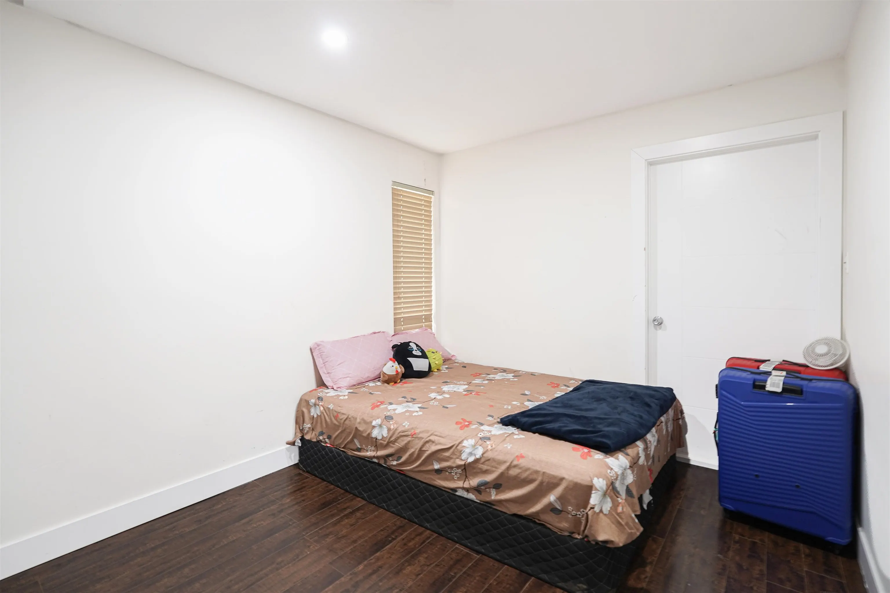 7368 Parkwood Drive