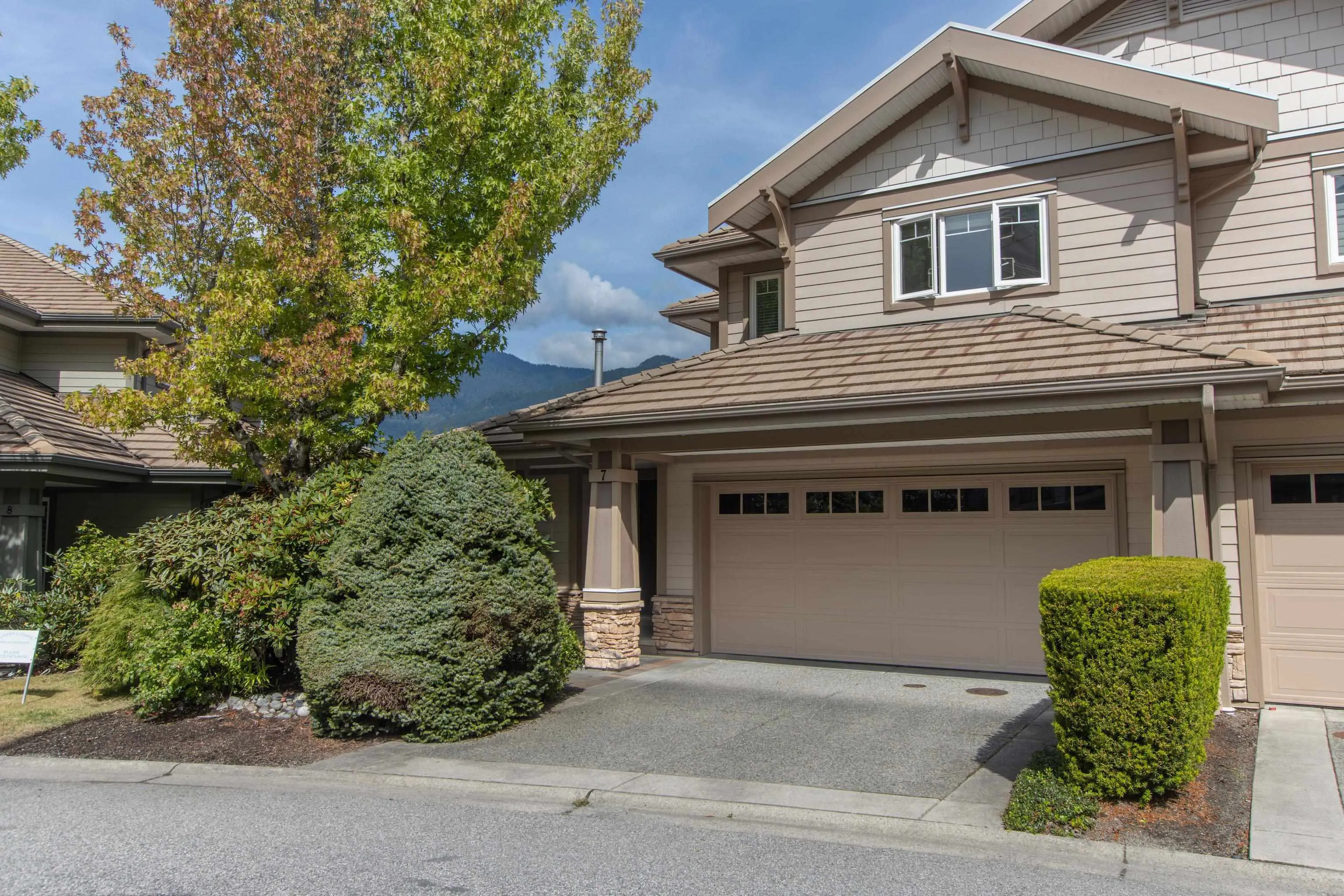 7 Beach Drive