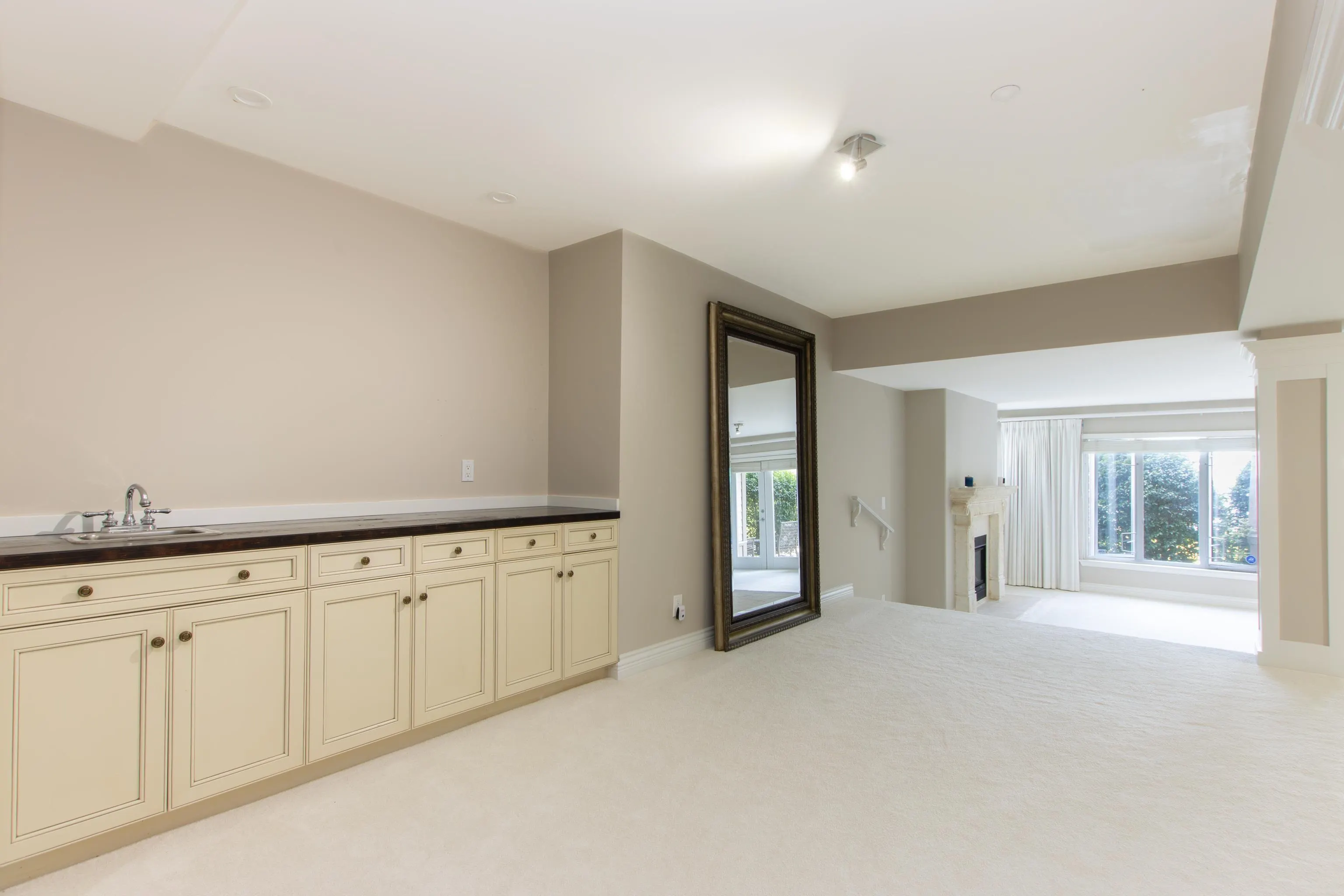7 Beach Drive