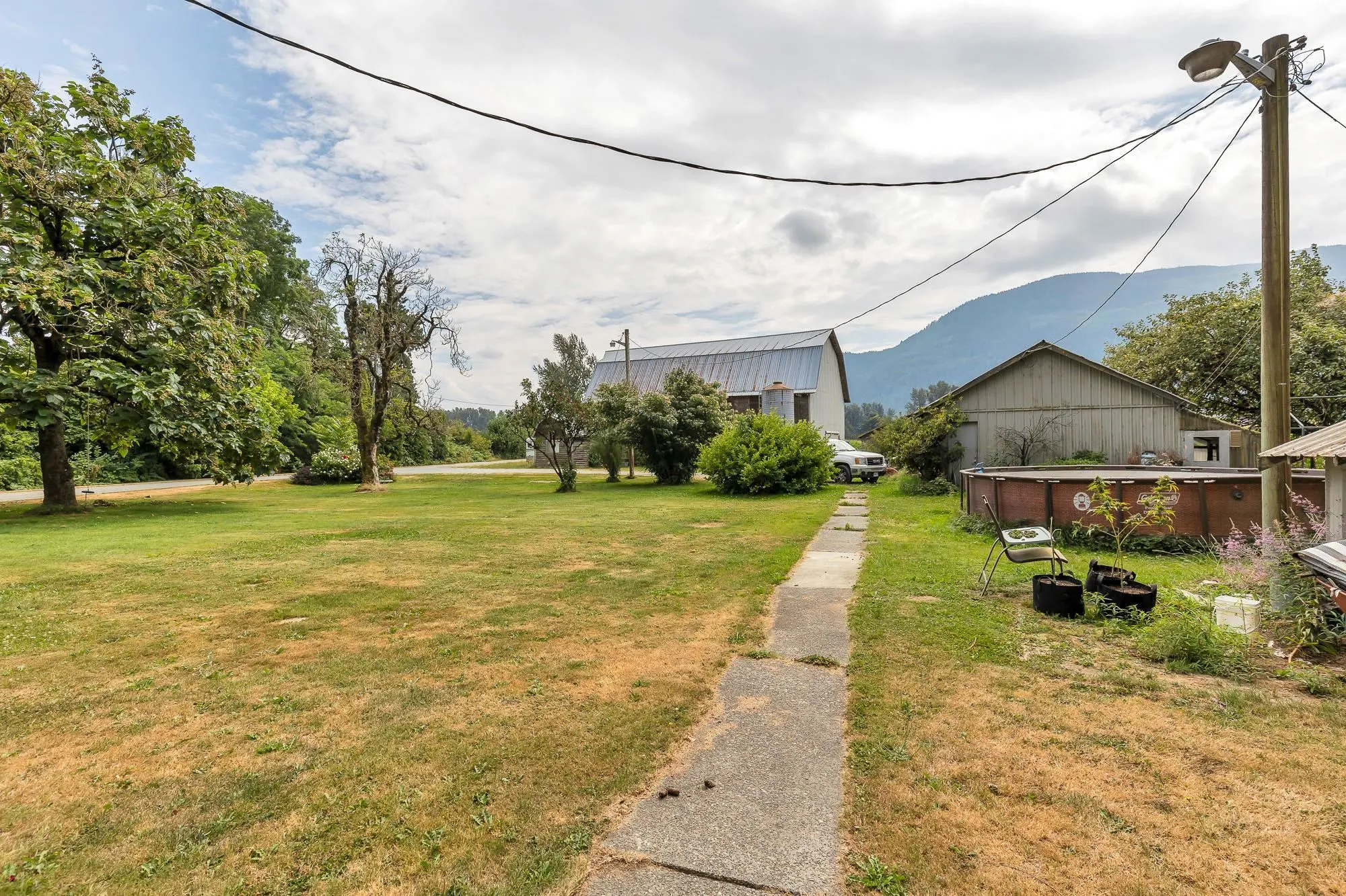 8591 Howell Road