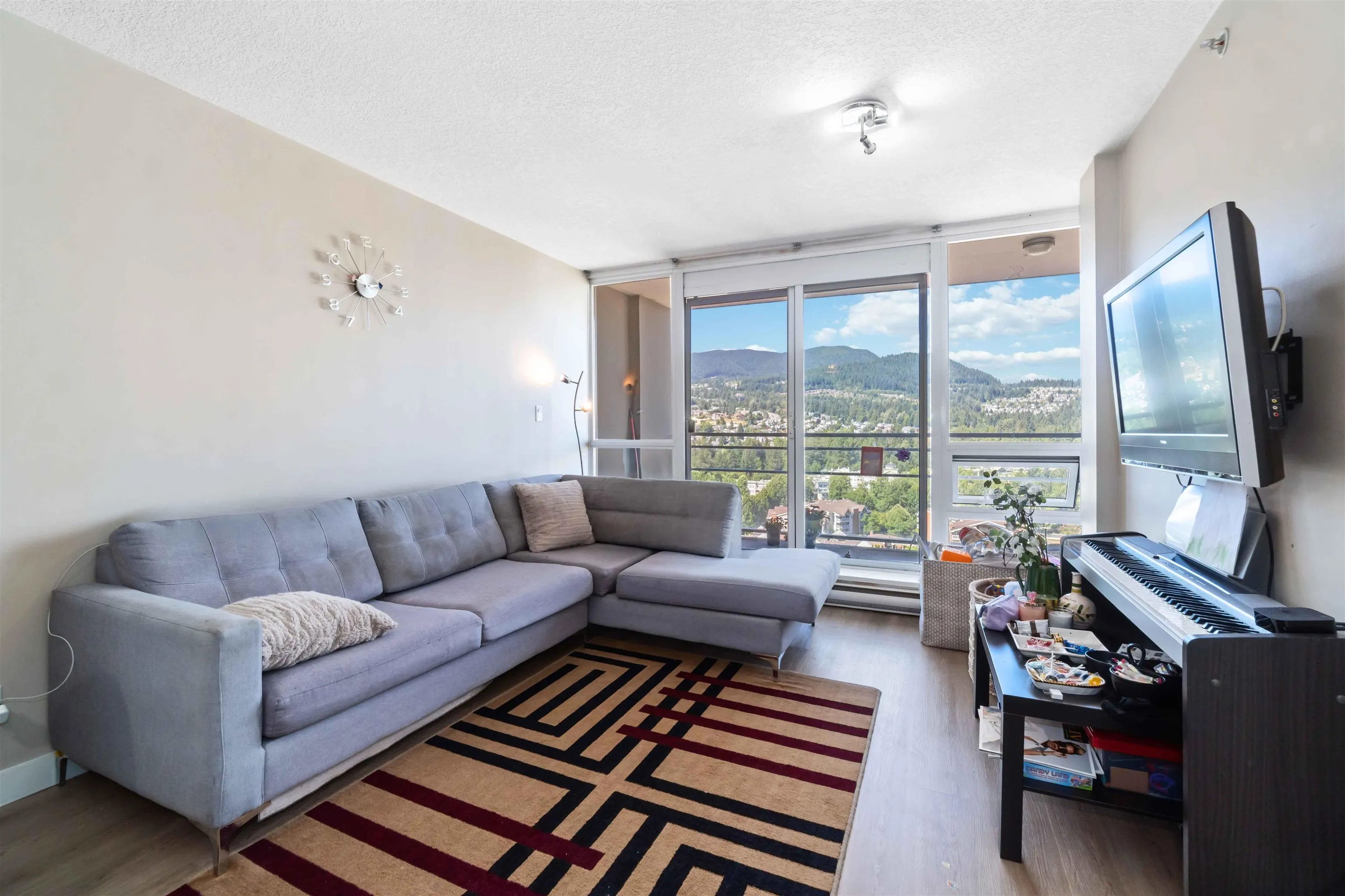 2102 2978 Glen Drive