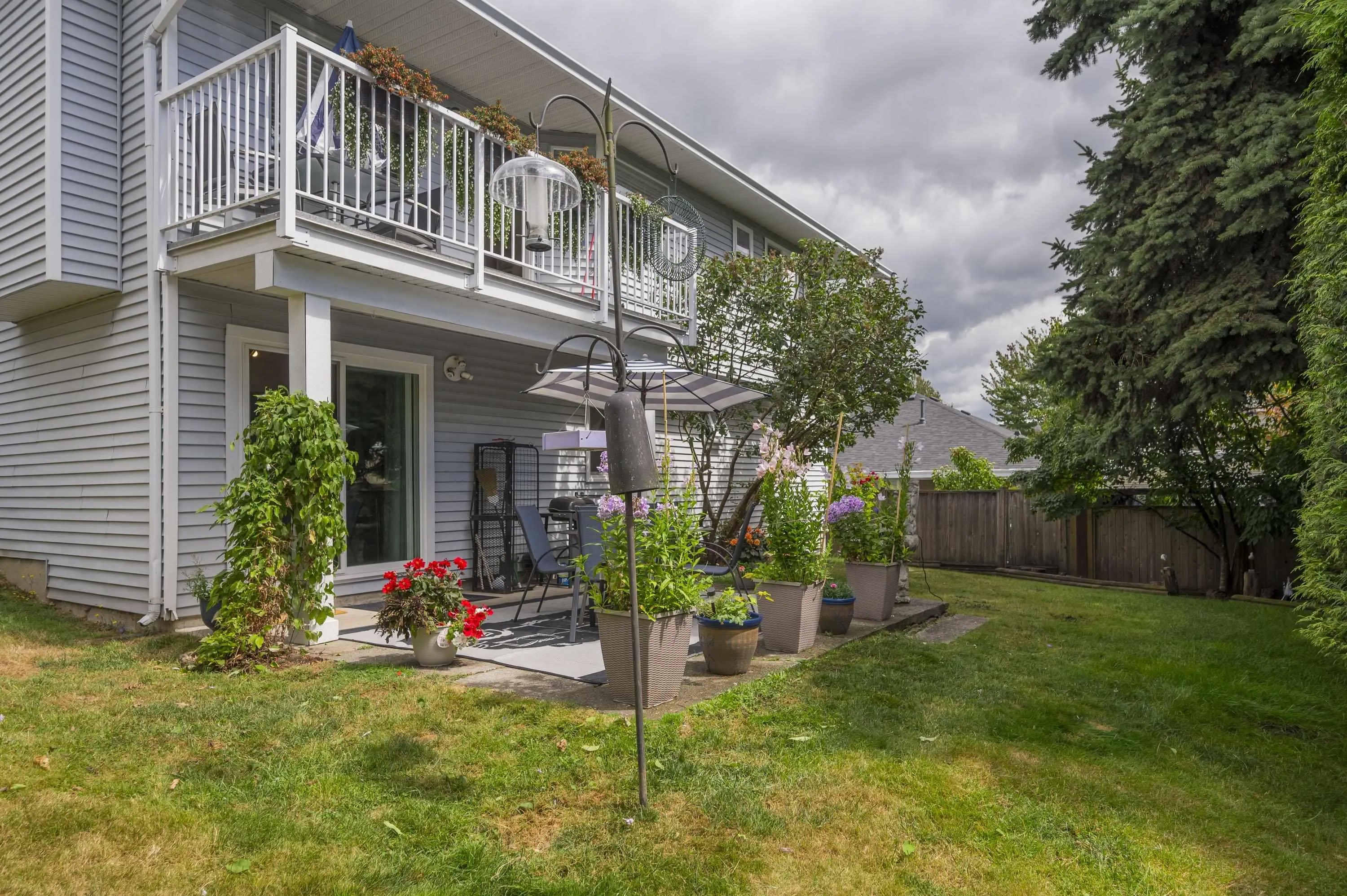 6743 196b Place