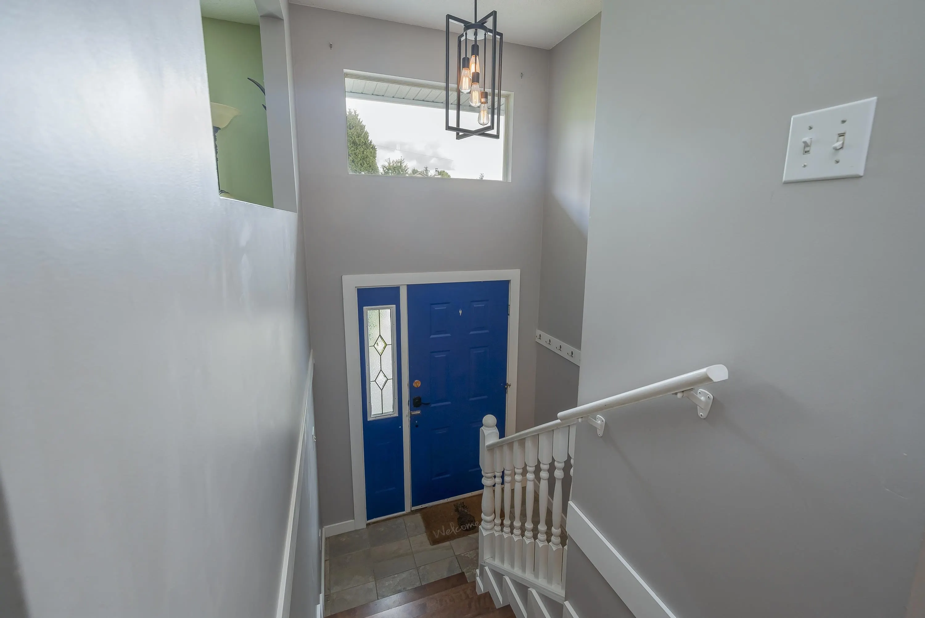 6743 196b Place
