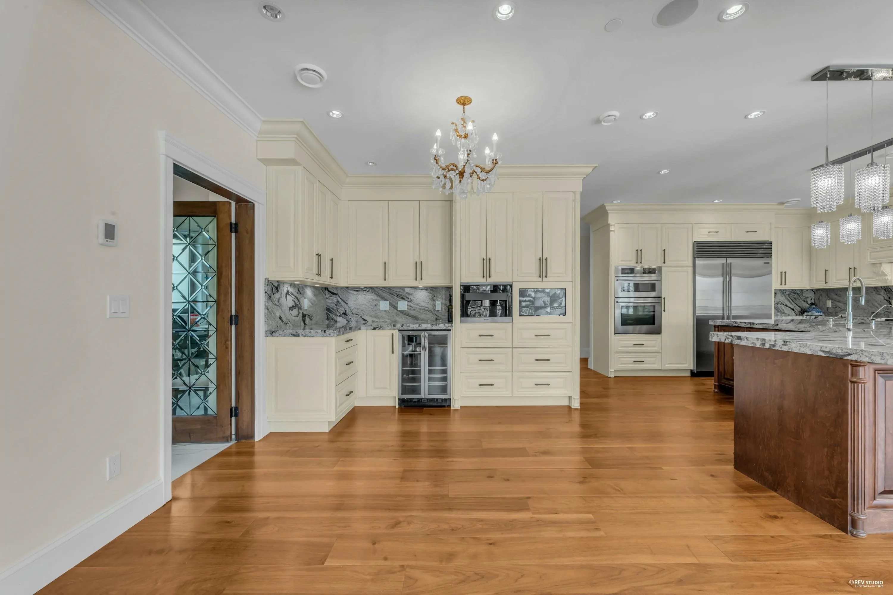 1118 Crestline Road