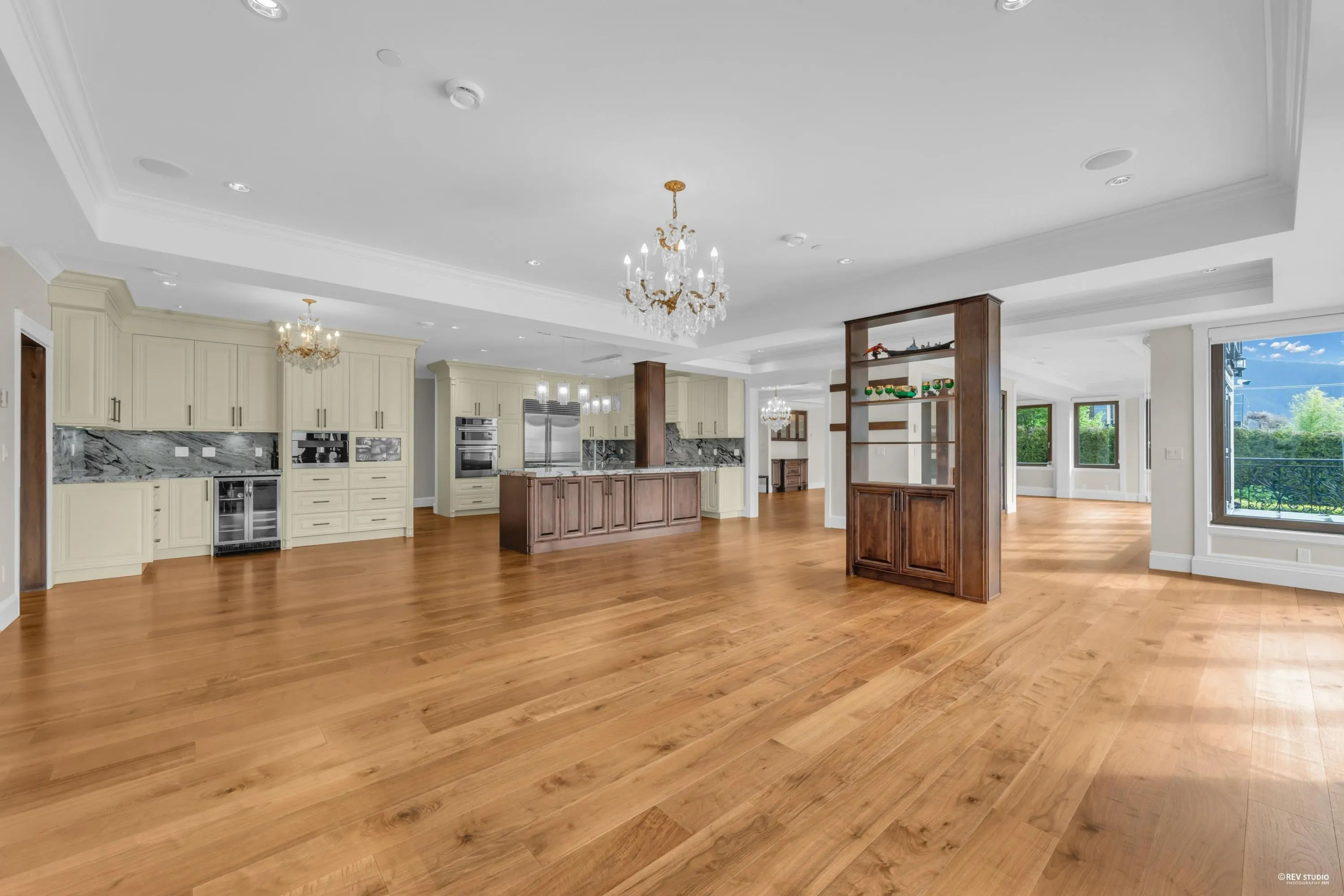 1118 Crestline Road