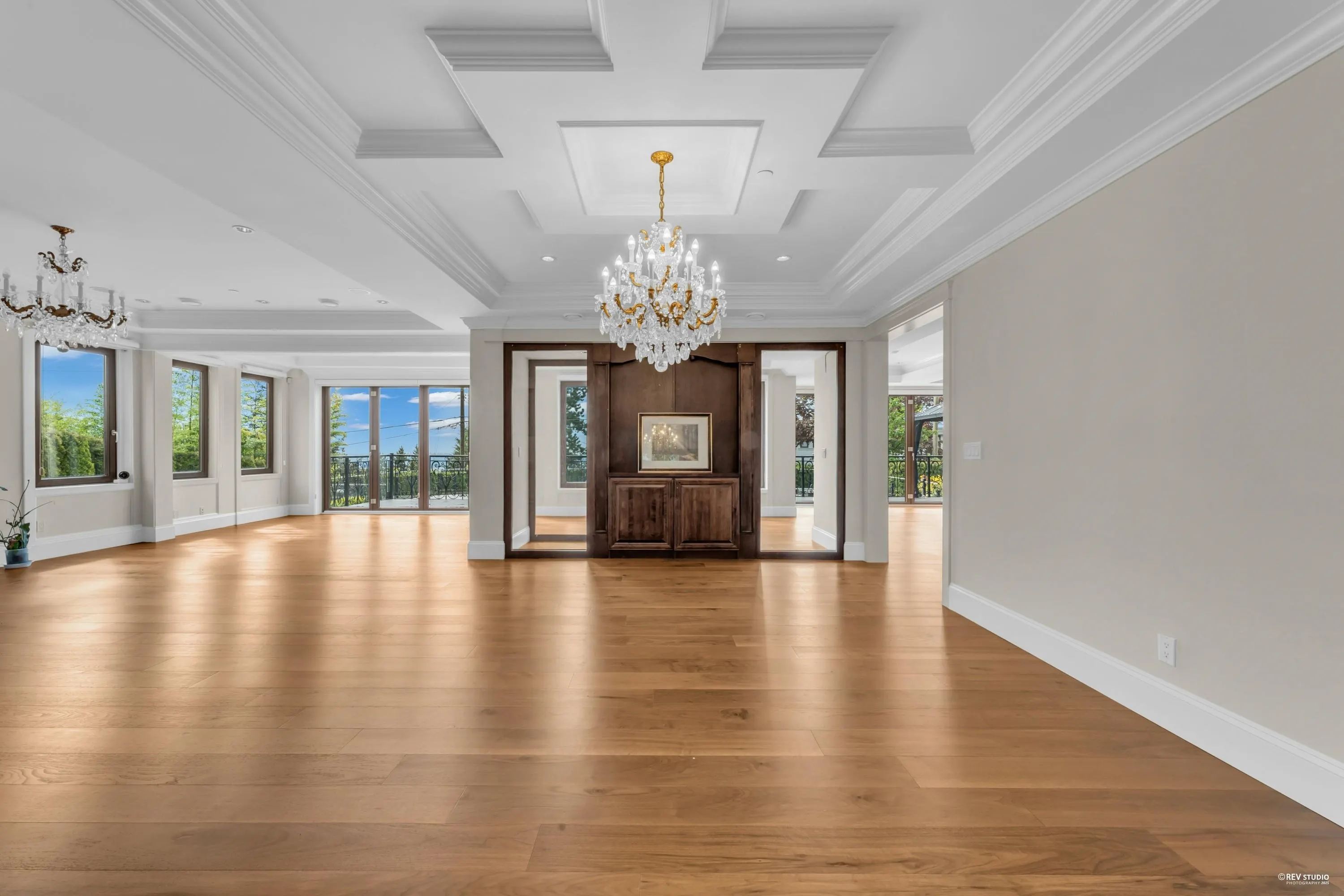 1118 Crestline Road