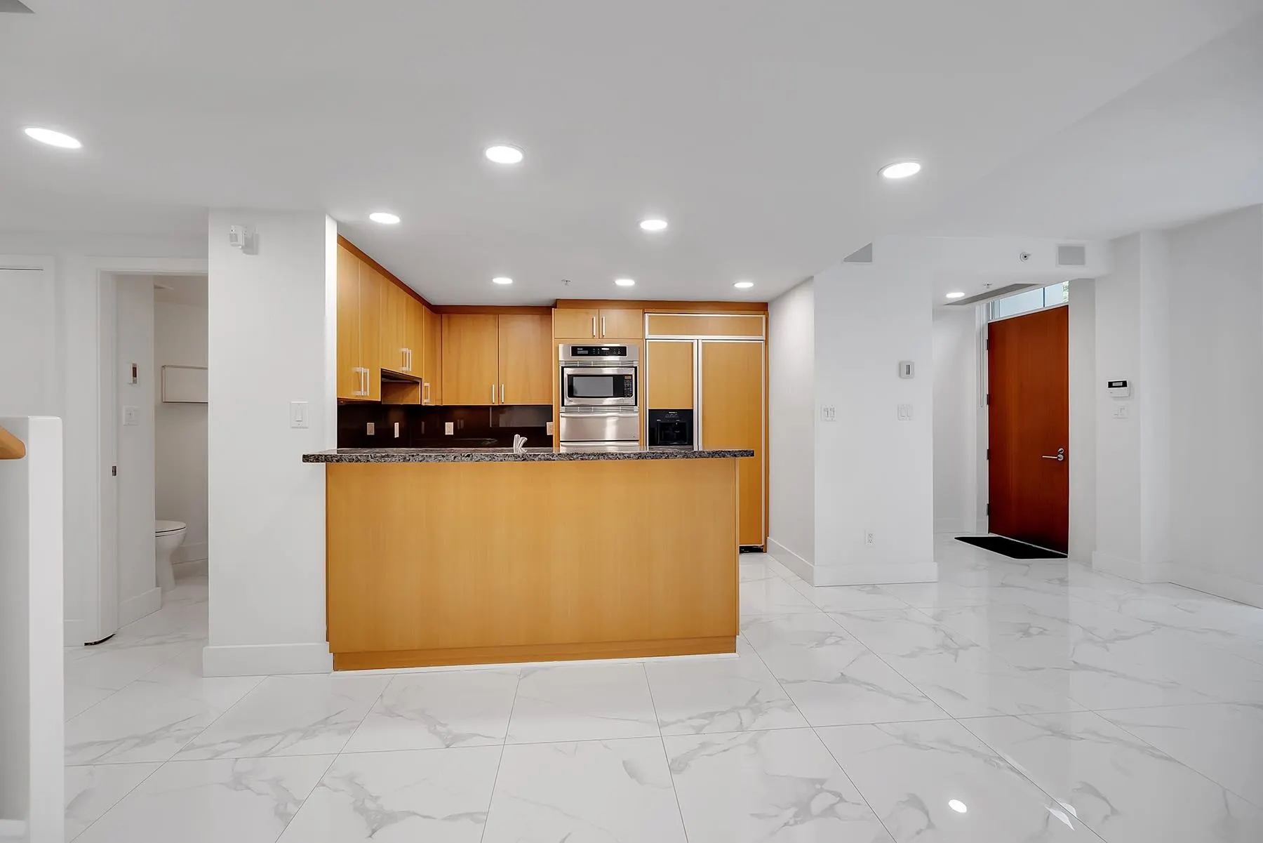 1277 W Cordova Street