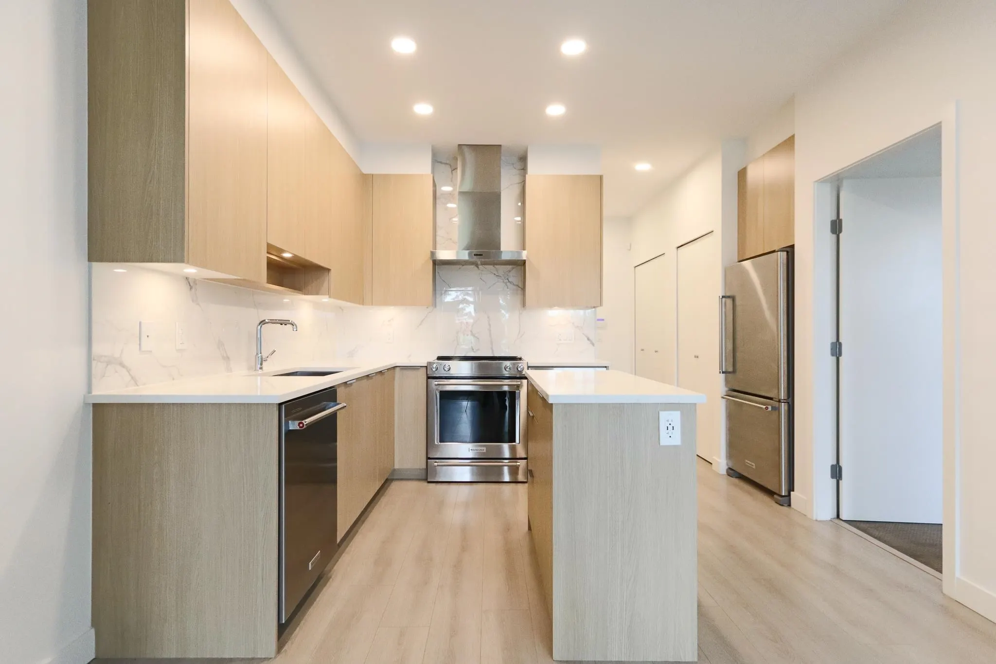 107 7799 17th Street
