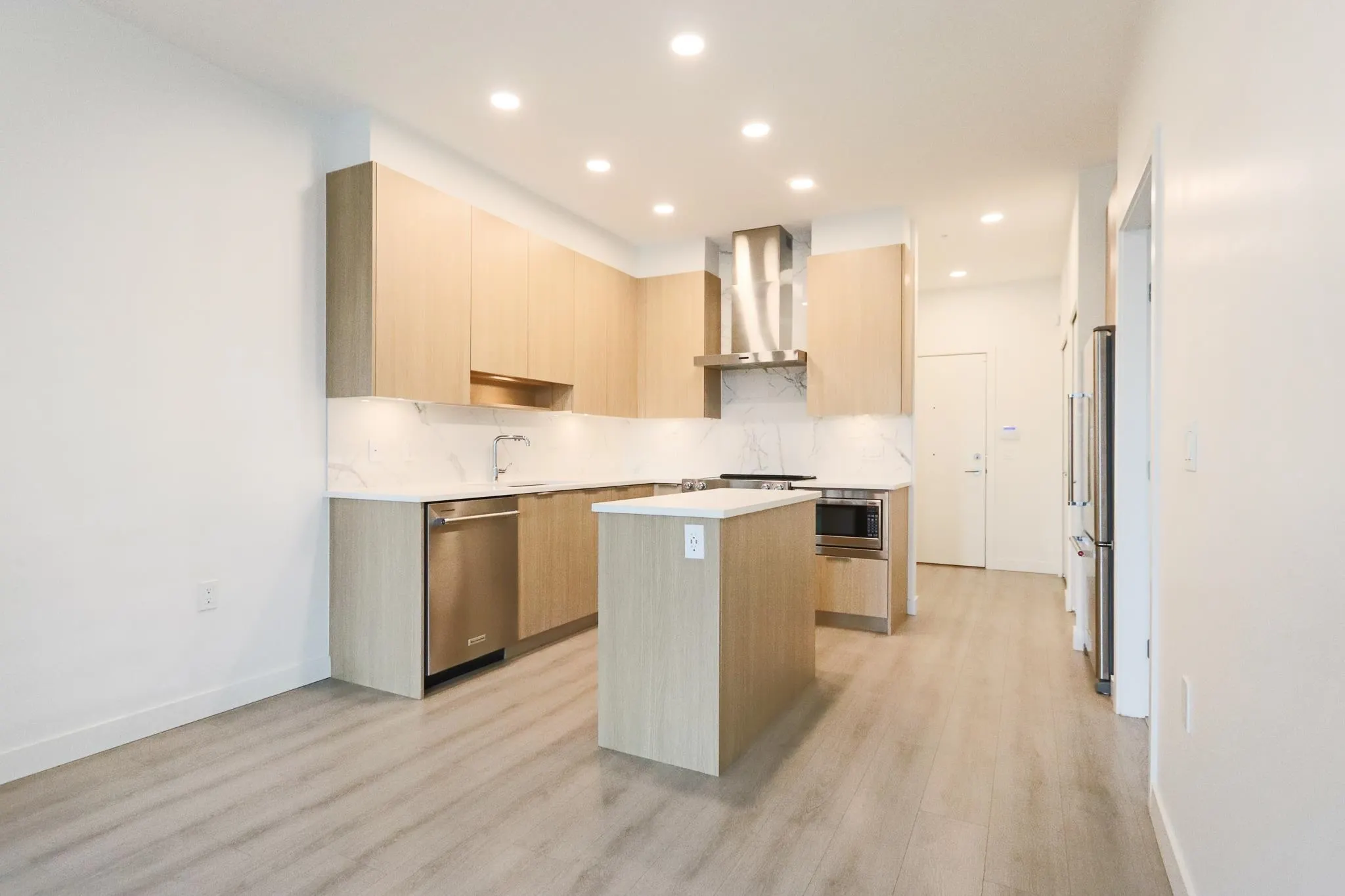 107 7799 17th Street