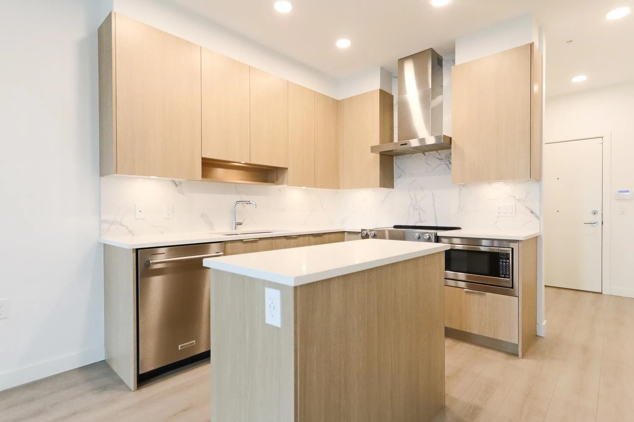 107 7799 17th Street