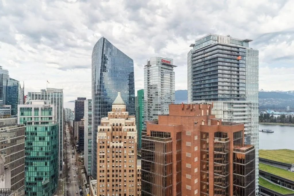 2703 837 W Hastings Street
