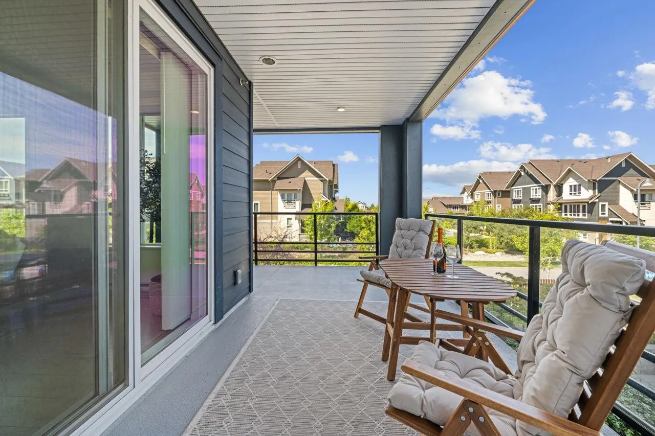 1792 Starling Drive