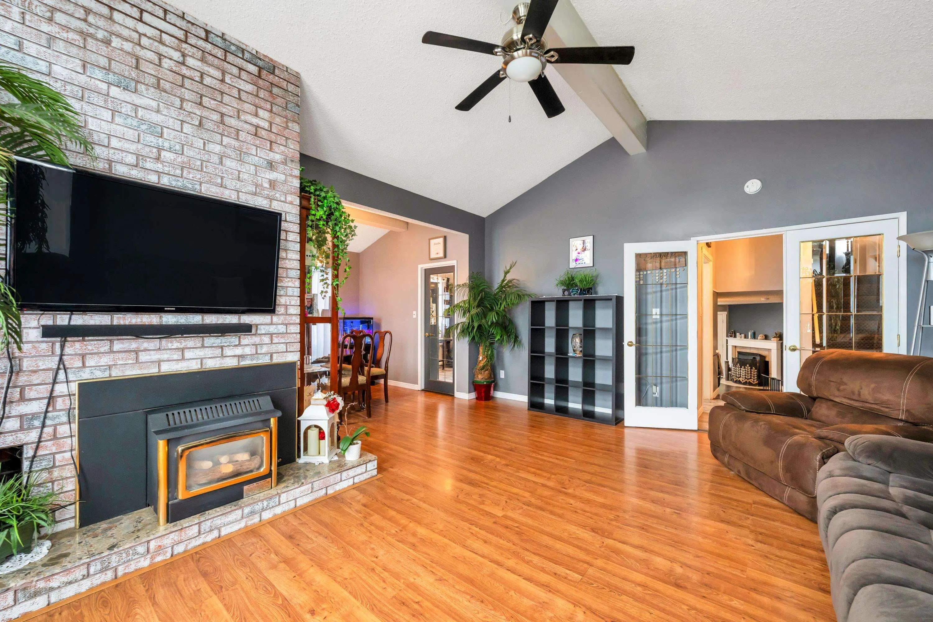 31544 Sunnyside Crescent