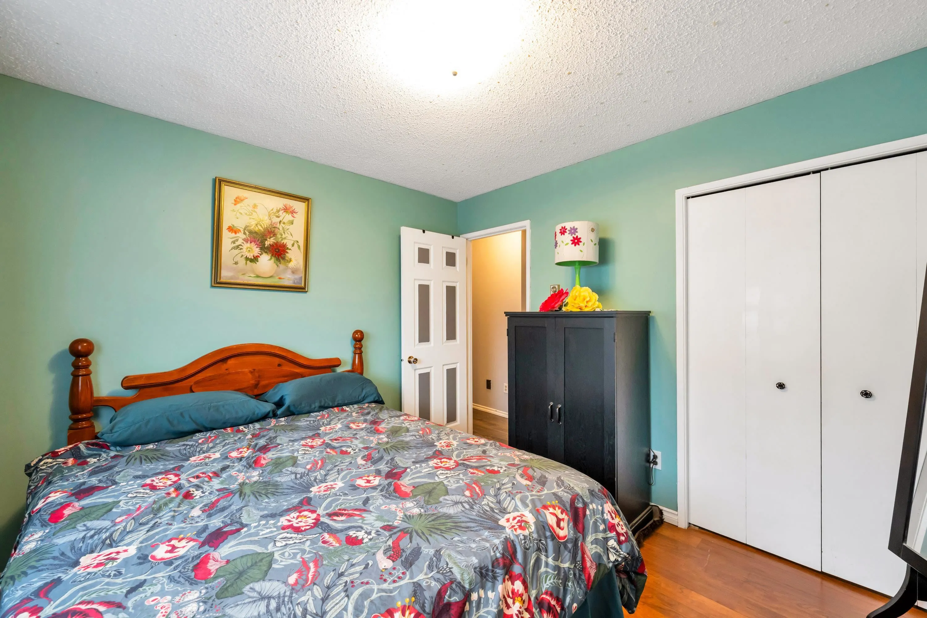 31544 Sunnyside Crescent