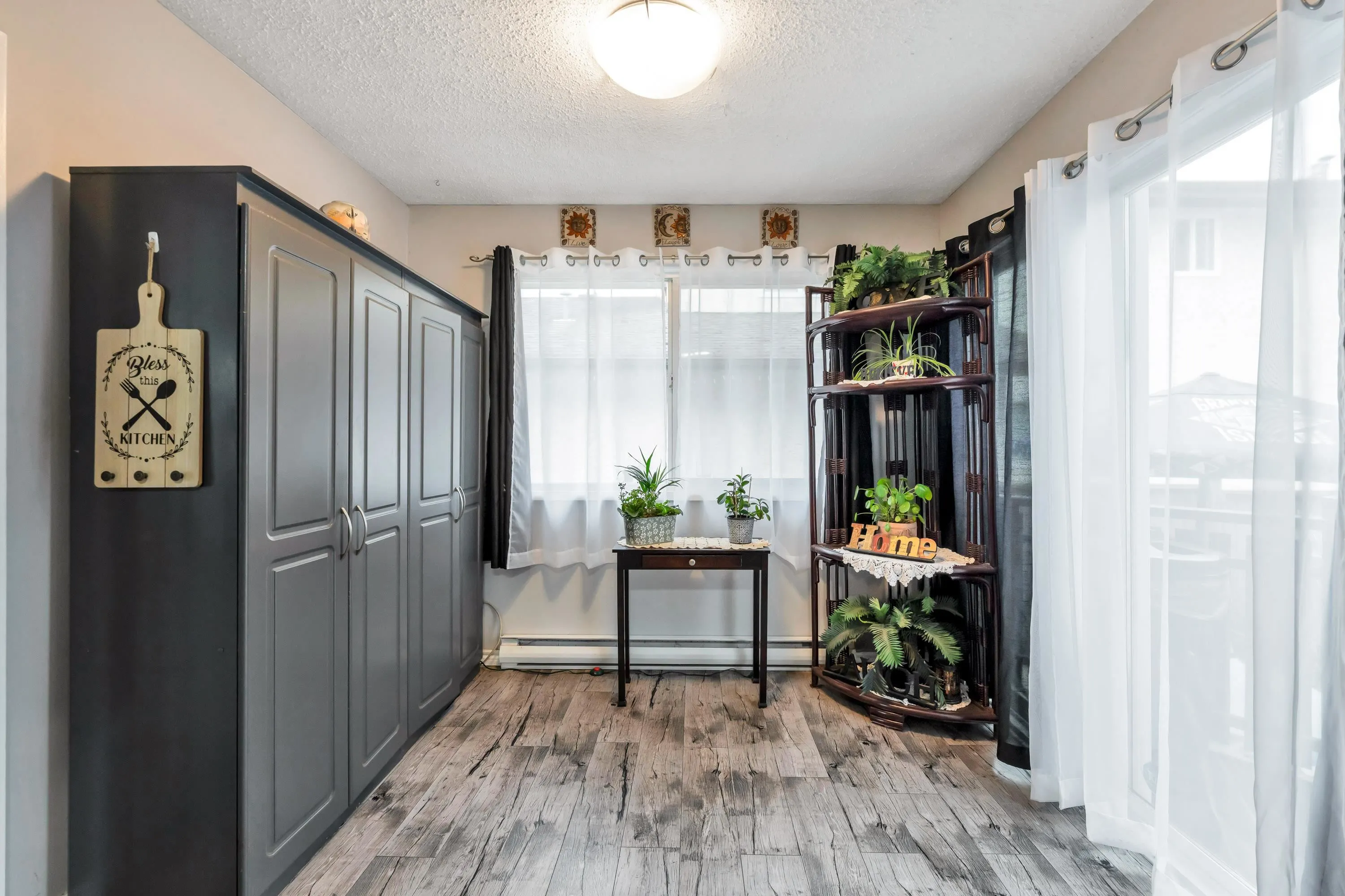 31544 Sunnyside Crescent