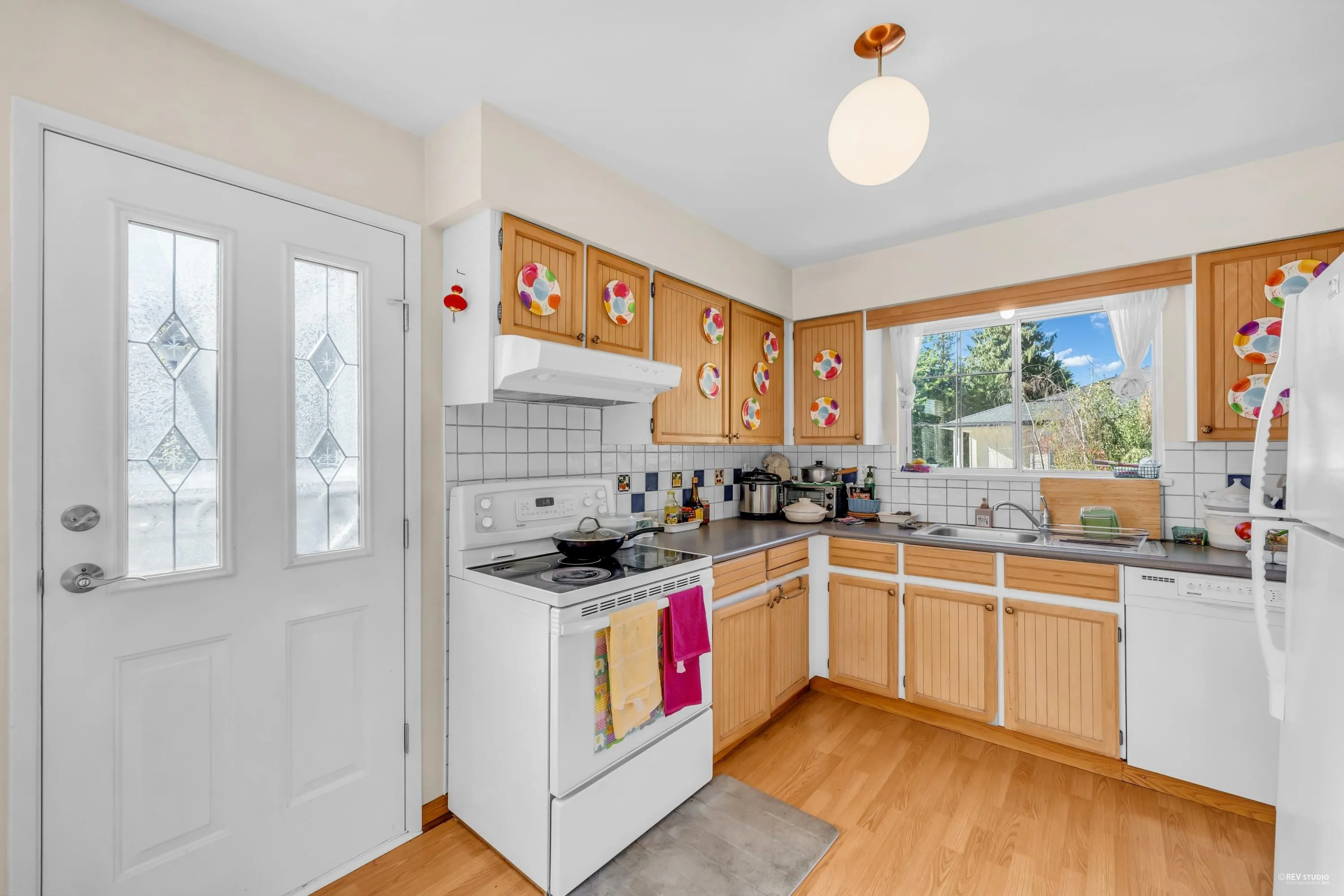 9040 Glenallan Gate