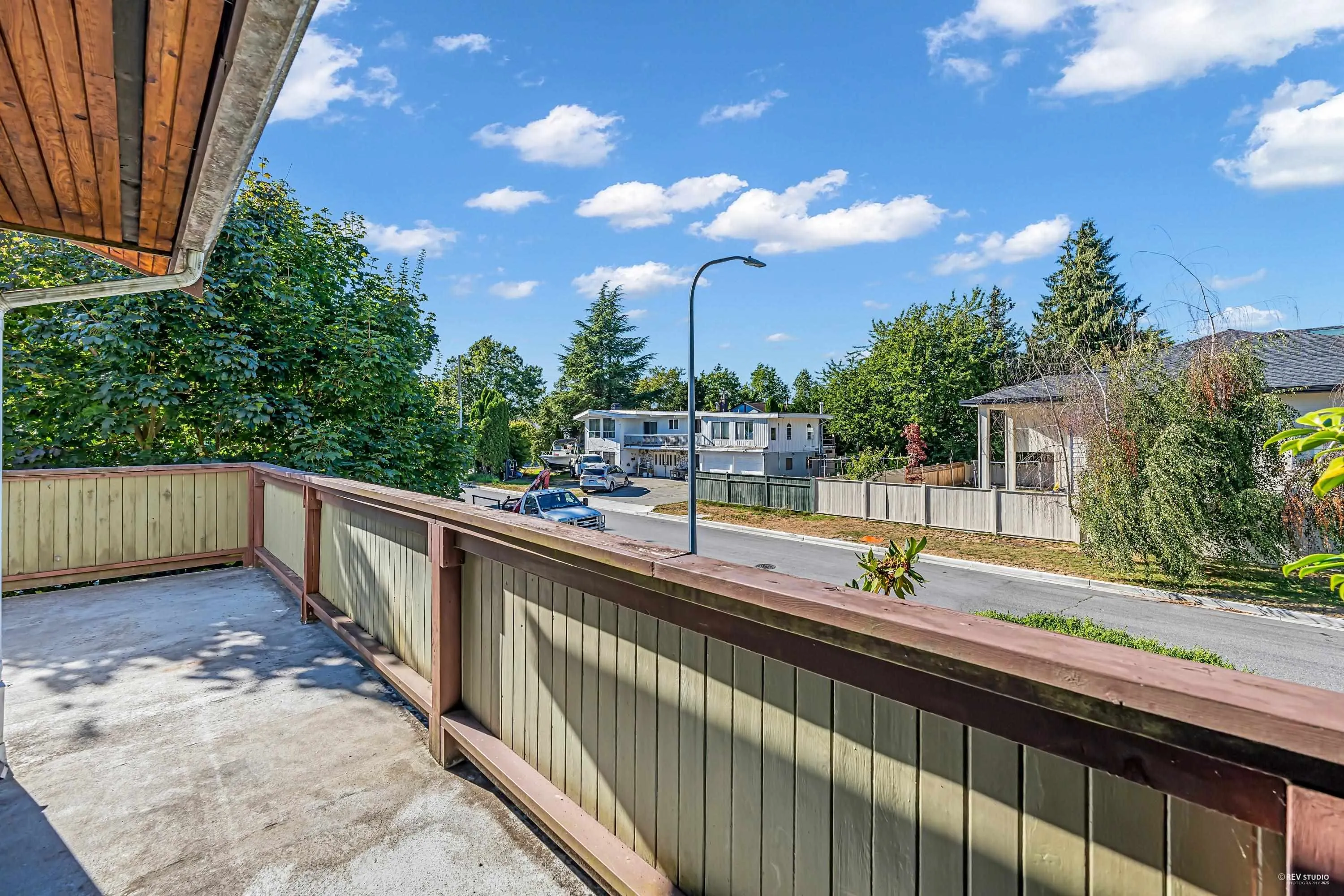 9040 Glenallan Gate