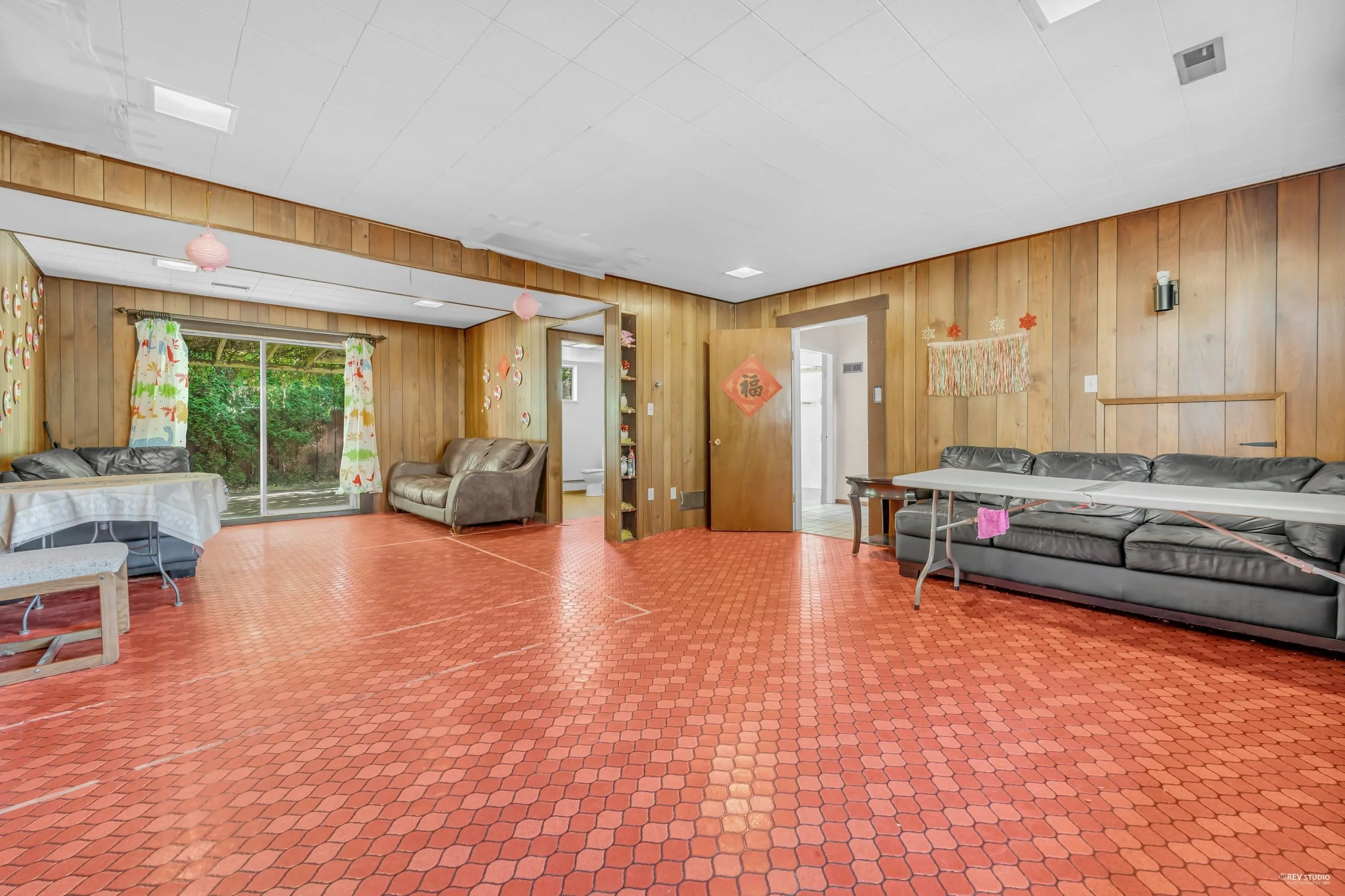 9040 Glenallan Gate