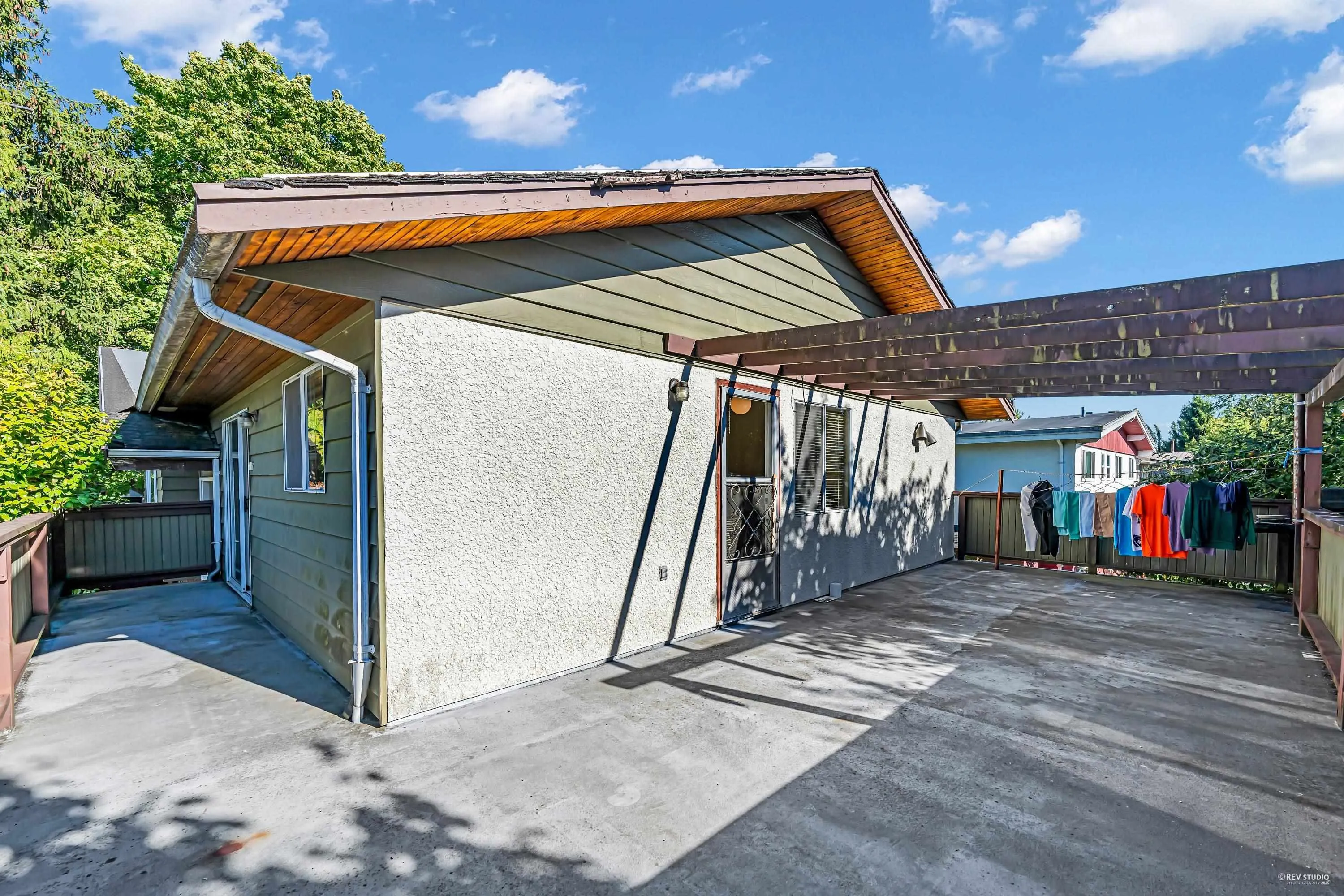 9040 Glenallan Gate