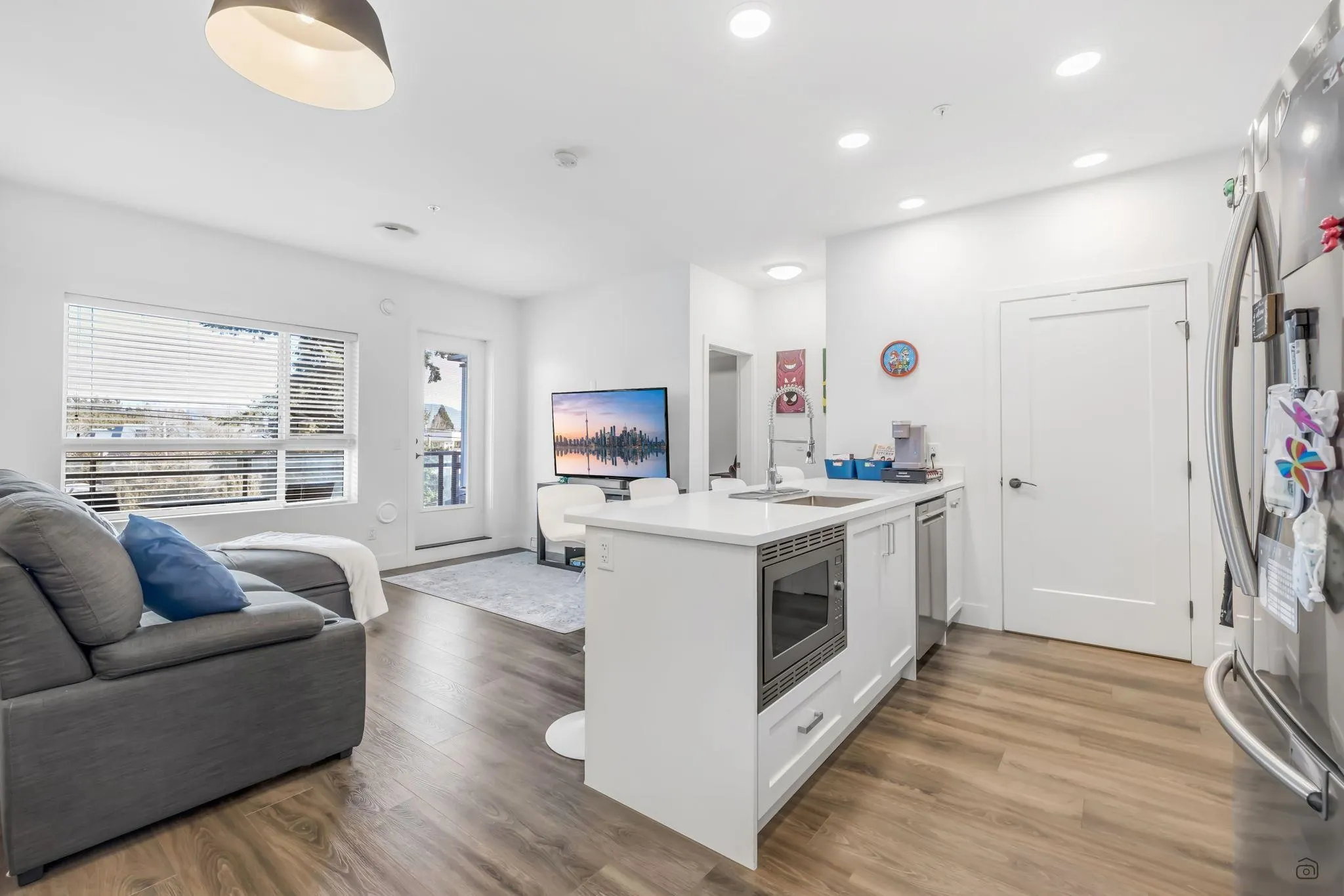 406 33568 George Ferguson Way